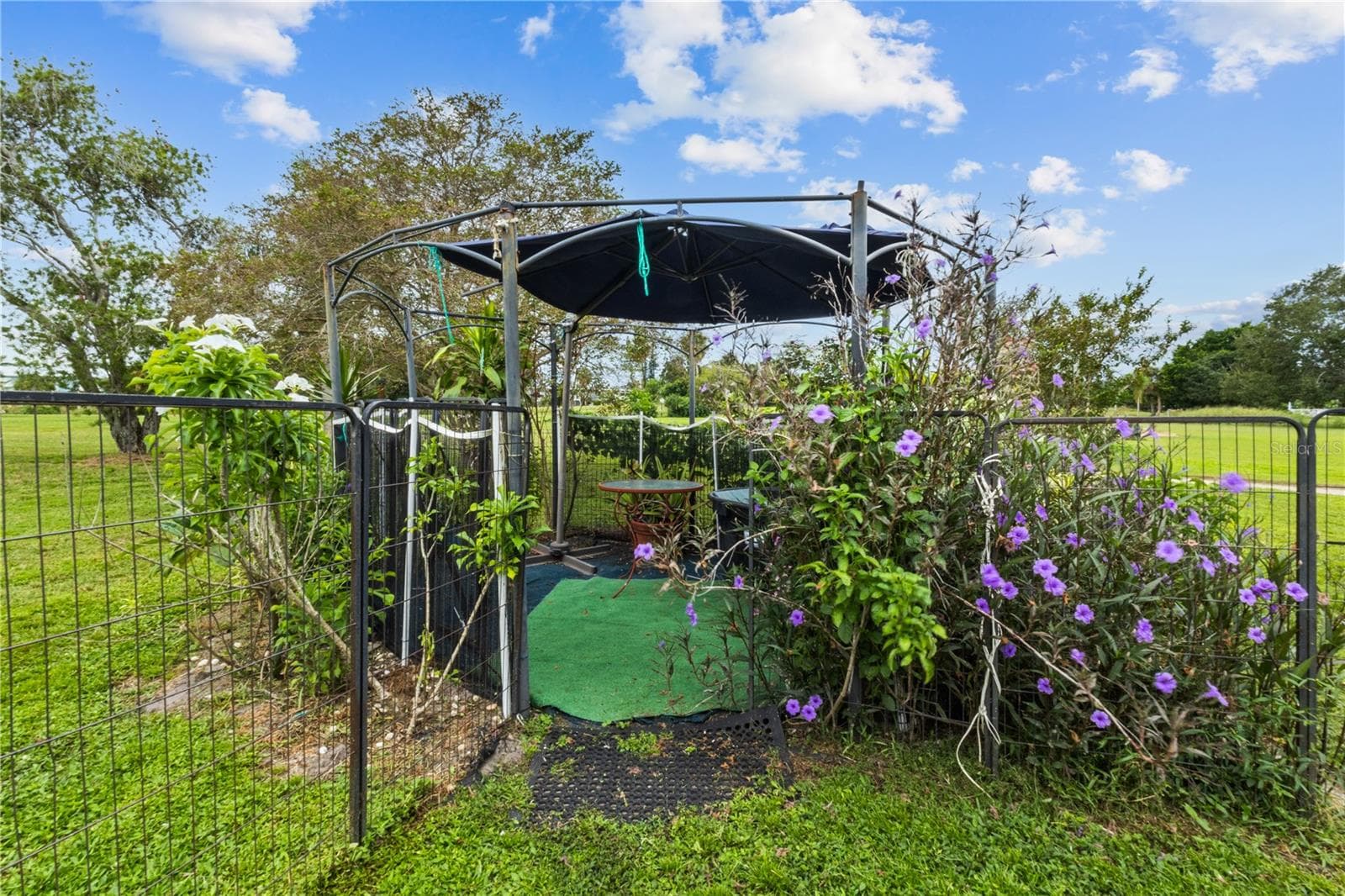 Single Family Residence at 3614 PEMBROOK DR, SARASOTA, photo 25 of 43