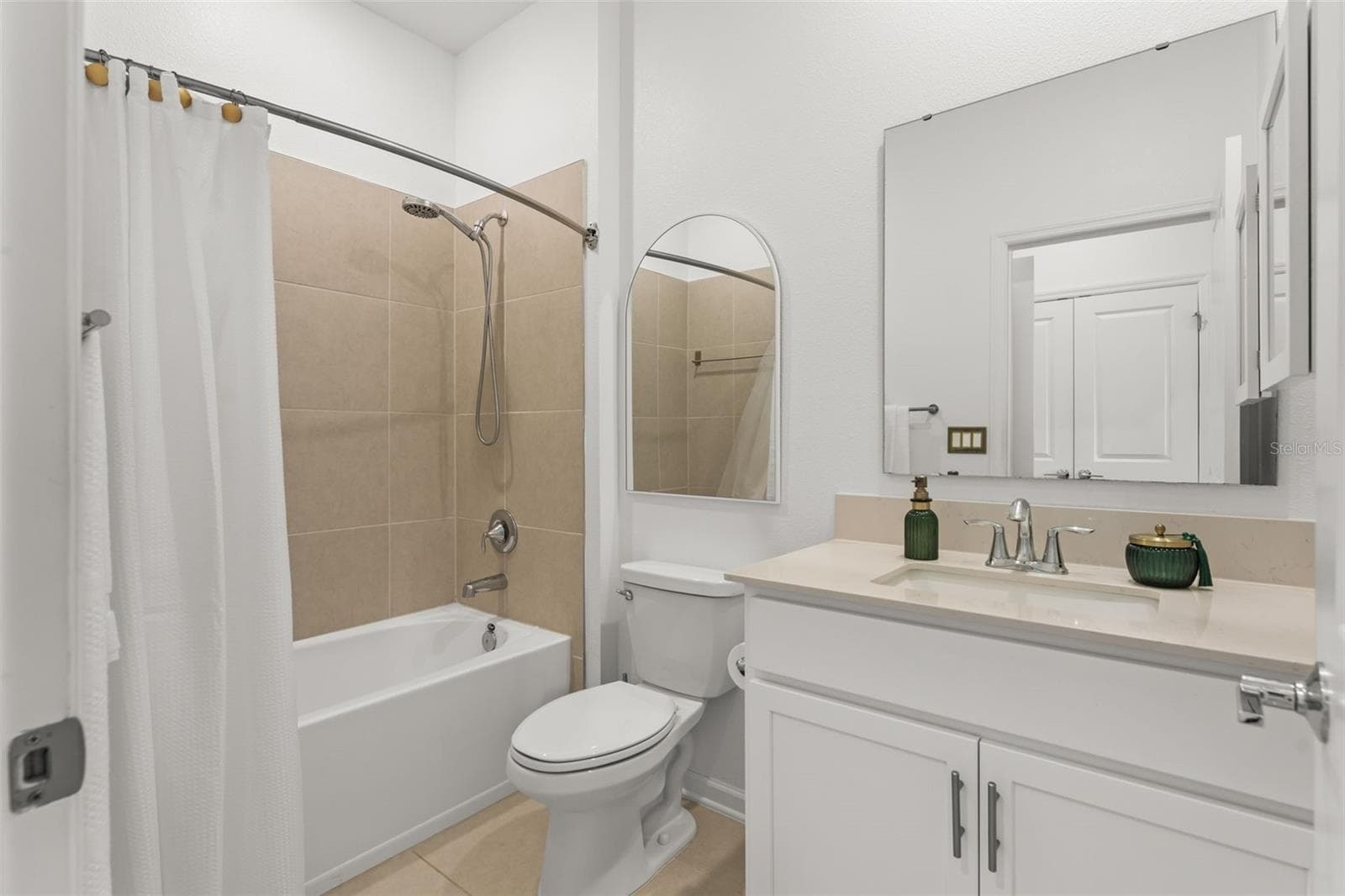 Single Family Residence at 2095 RIDER RAIN LN, APOPKA, photo 8 of 59