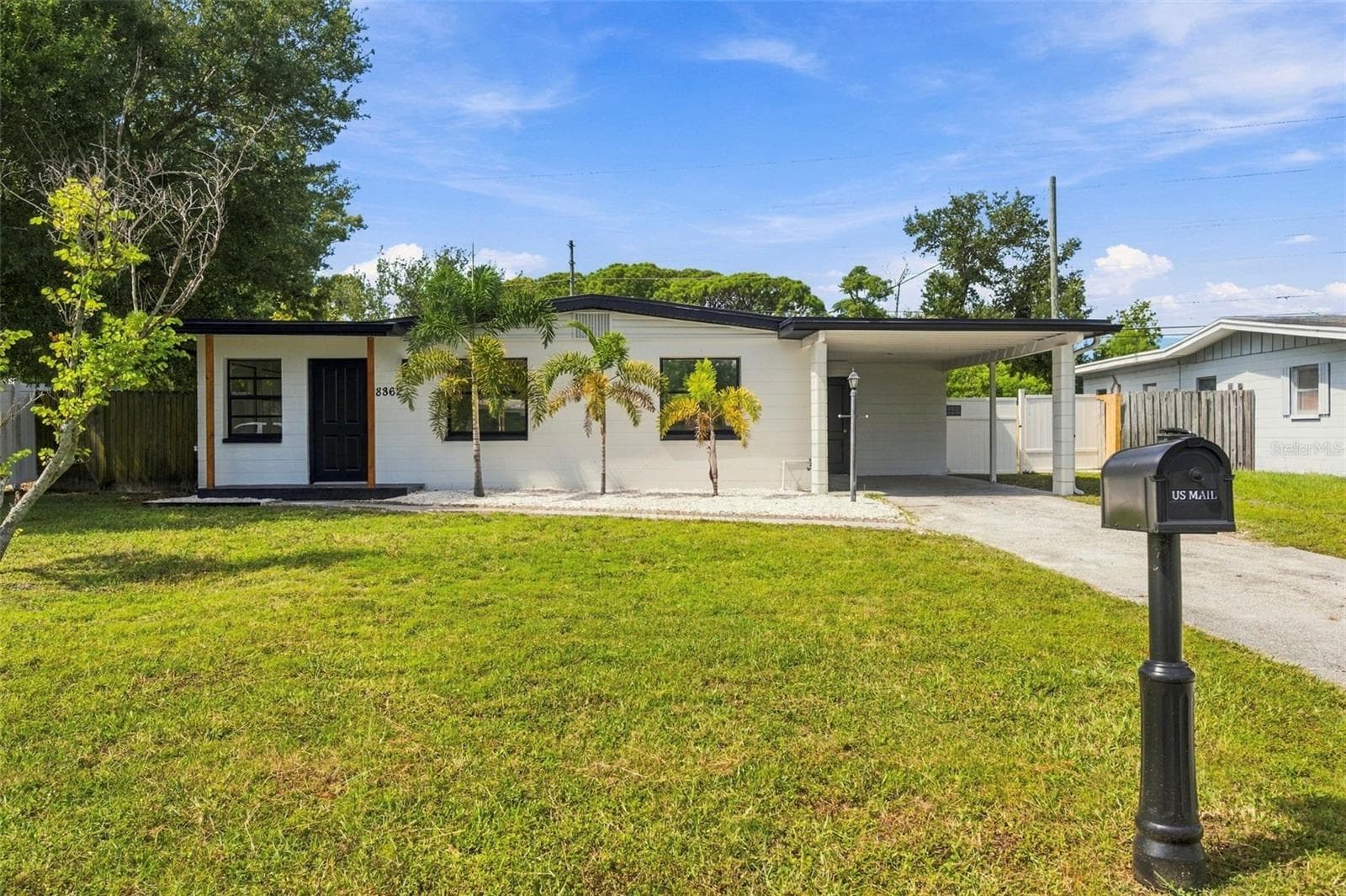 Single Family Residence at 8862 ROBIN RD, SEMINOLE, photo 4 of 56