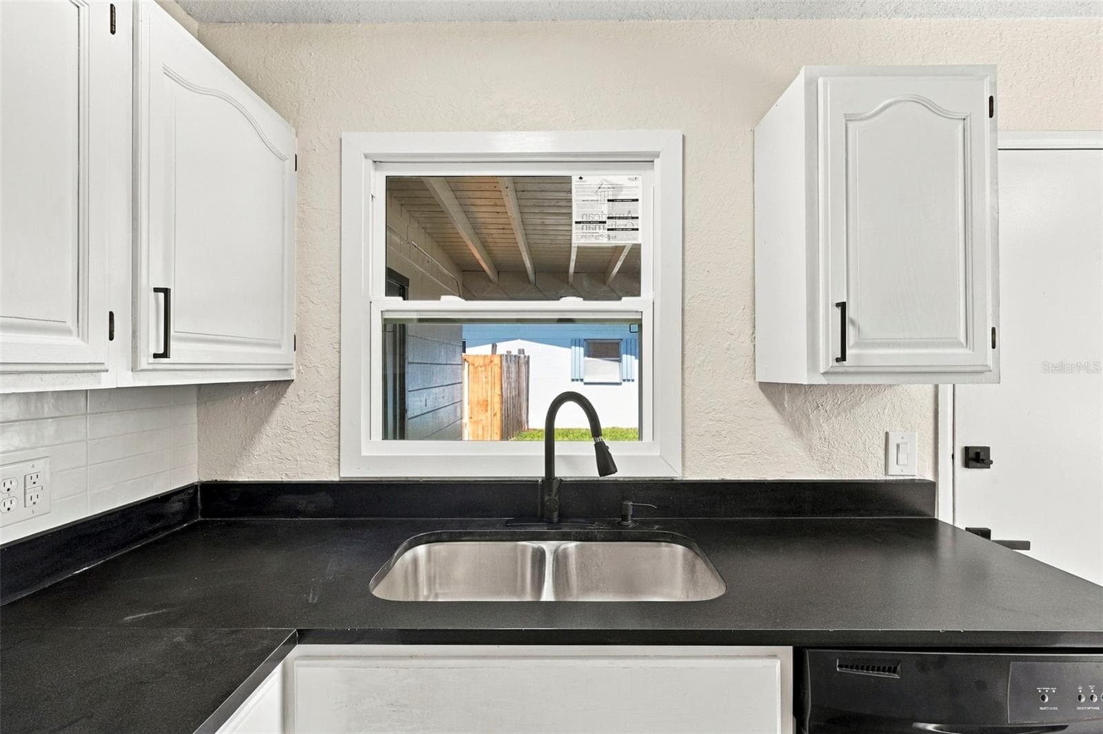 Single Family Residence at 8862 ROBIN RD, SEMINOLE, photo 17 of 56
