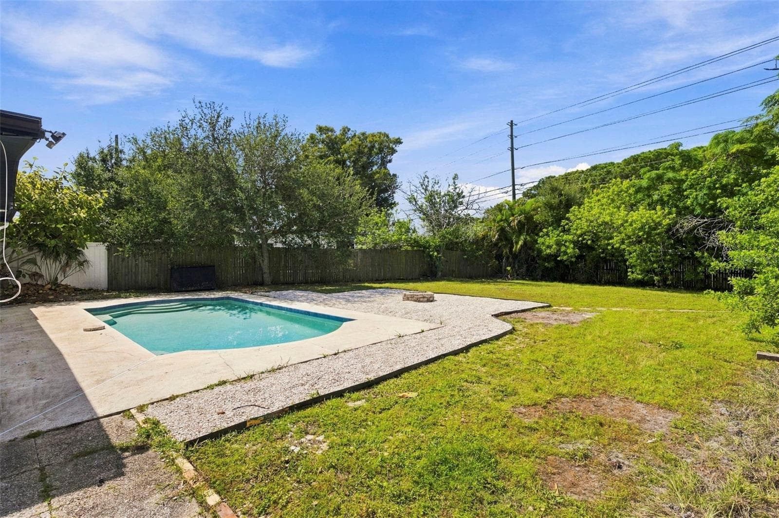 Single Family Residence at 8862 ROBIN RD, SEMINOLE, photo 41 of 56
