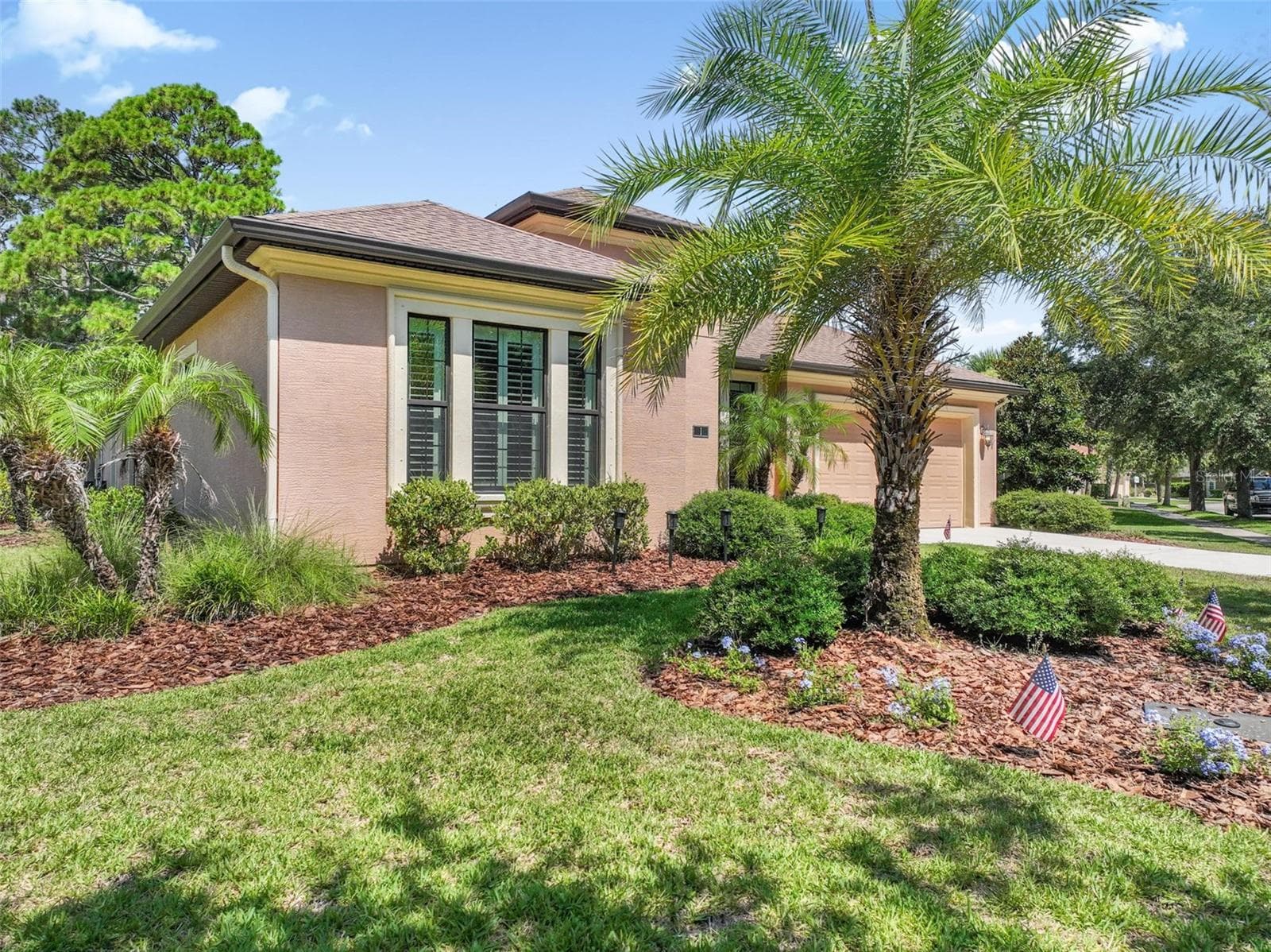 Front - 1 N PARK LN, PALM COAST