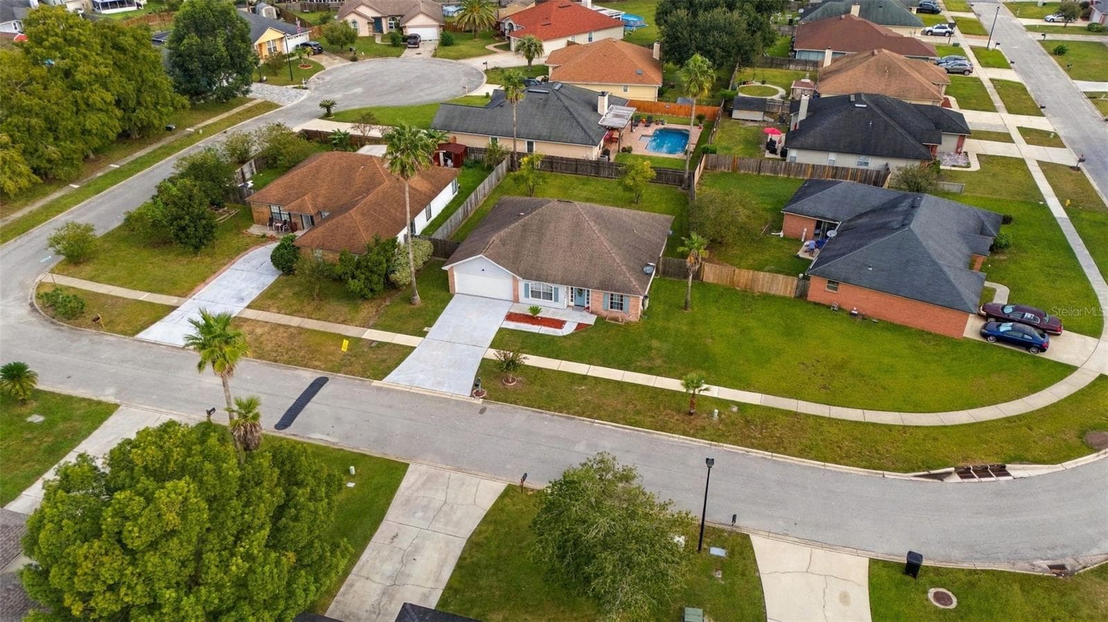 Single Family Residence at 3180 FOX SQUIRREL DR, ORANGE PARK, photo 3 of 48