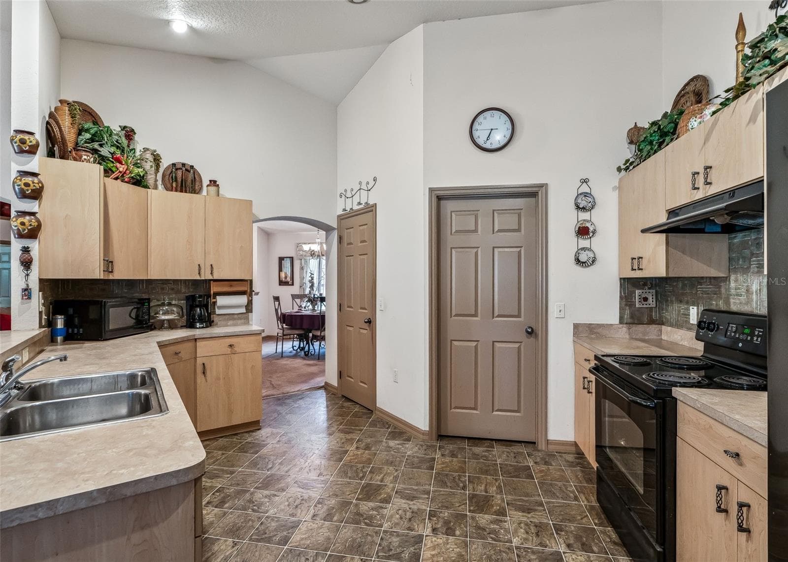 Single Family Residence at 13130 NW 87TH AVENUE RD, REDDICK, photo 12 of 30