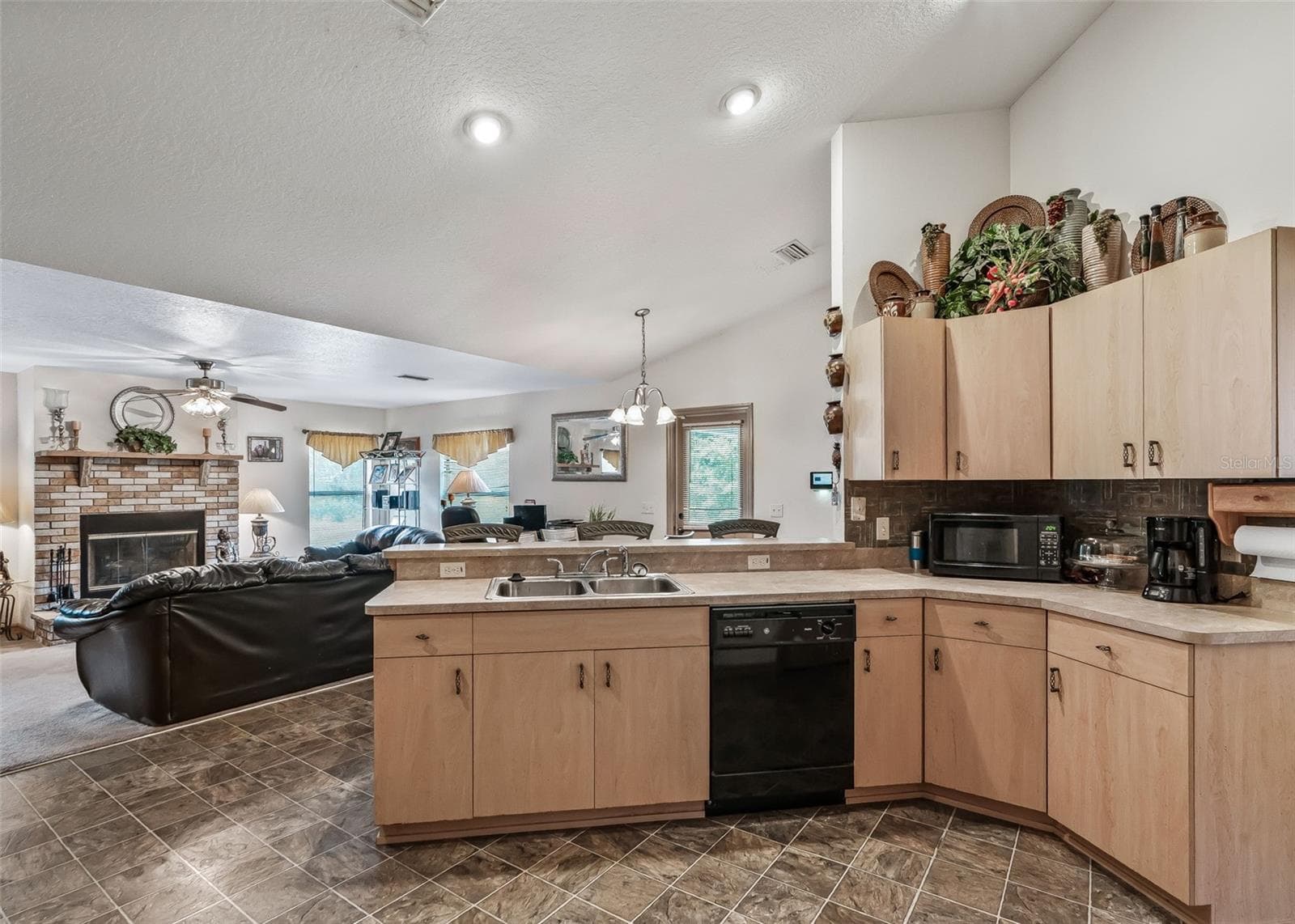 Single Family Residence at 13130 NW 87TH AVENUE RD, REDDICK, photo 13 of 30