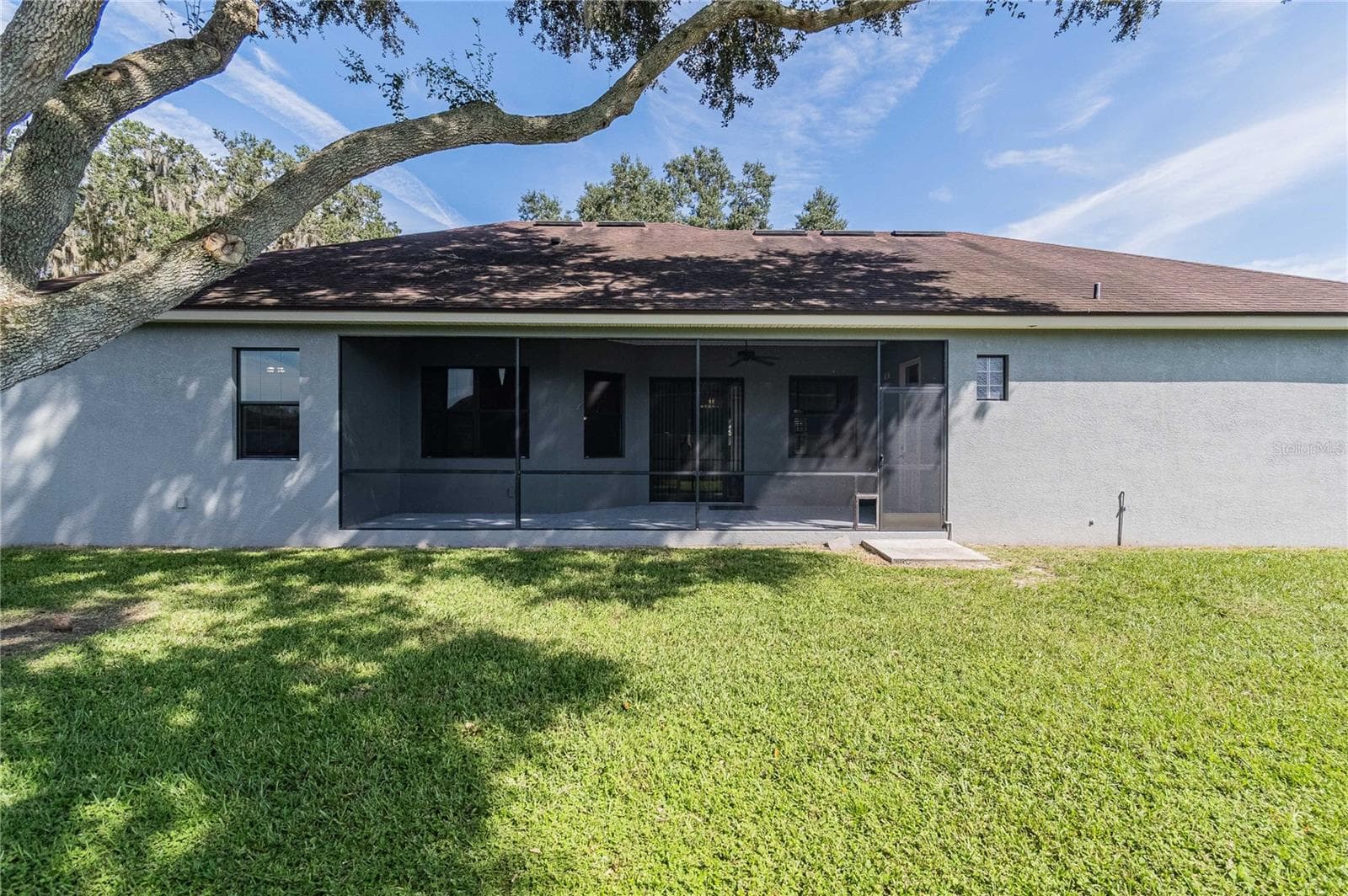 Rear view of home - 3910 KNIGHTS STATION RD, LAKELAND