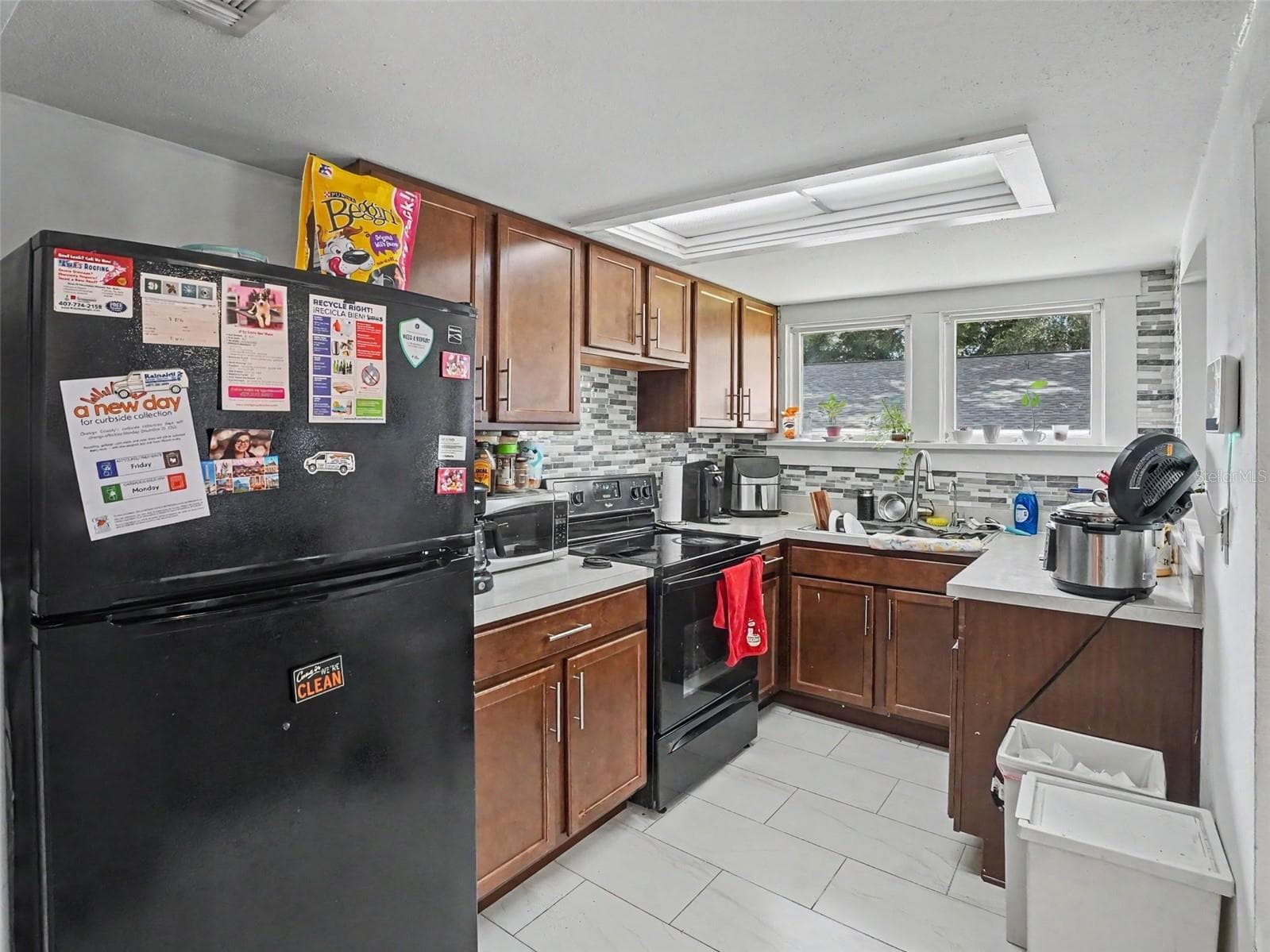 Single Family Residence at 313 LUCILE WAY, ORLANDO, photo 10 of 29