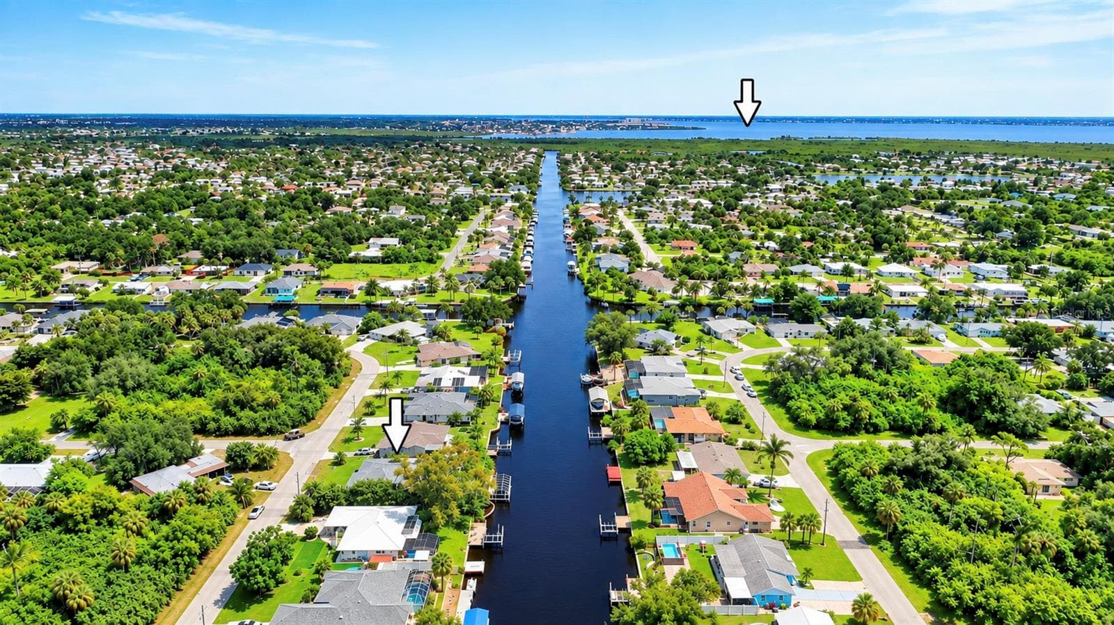 Single Family Residence at 18393 HOTTELET CIR, PORT CHARLOTTE, photo 2 of 39
