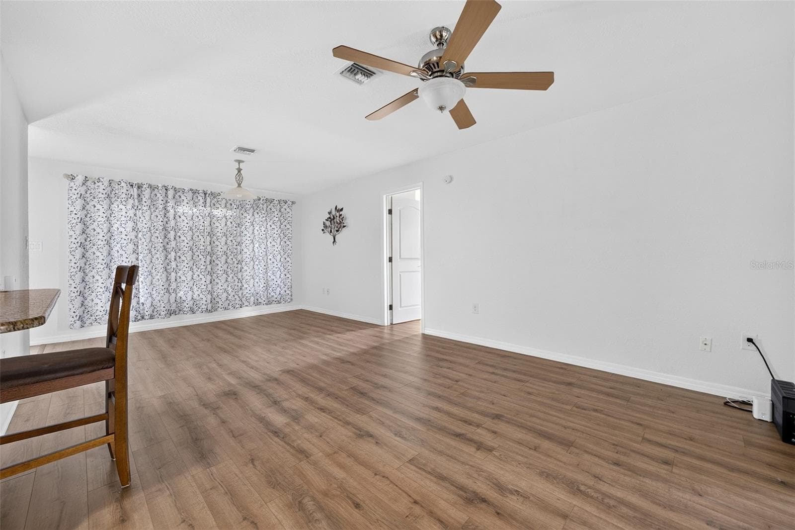 Single Family Residence at 18393 HOTTELET CIR, PORT CHARLOTTE, photo 6 of 39