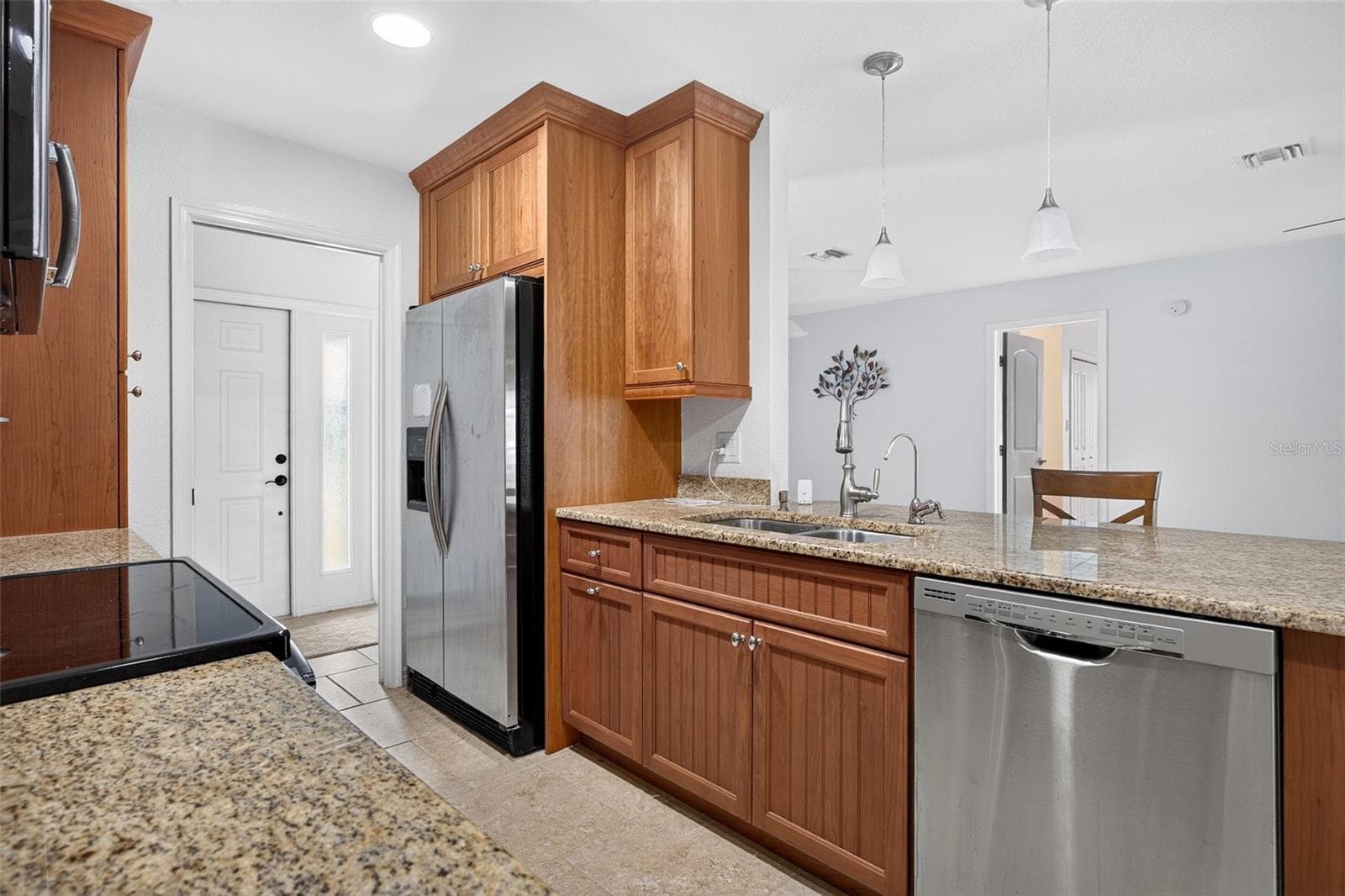 Single Family Residence at 18393 HOTTELET CIR, PORT CHARLOTTE, photo 13 of 39