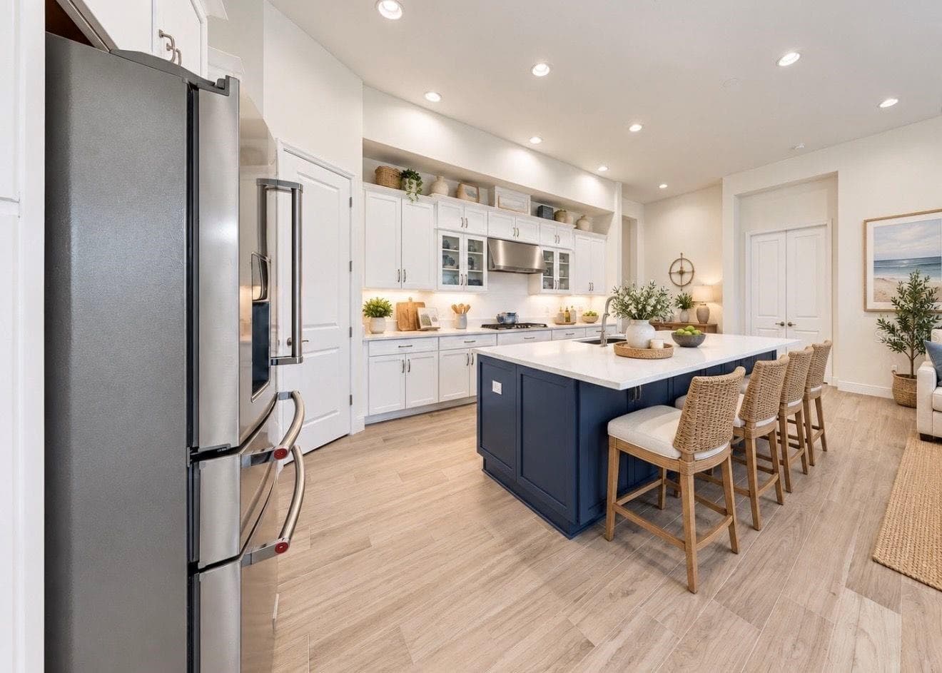 Single Family Residence at 14537 SWISS BRIDGE DR, LITHIA, photo 11 of 40