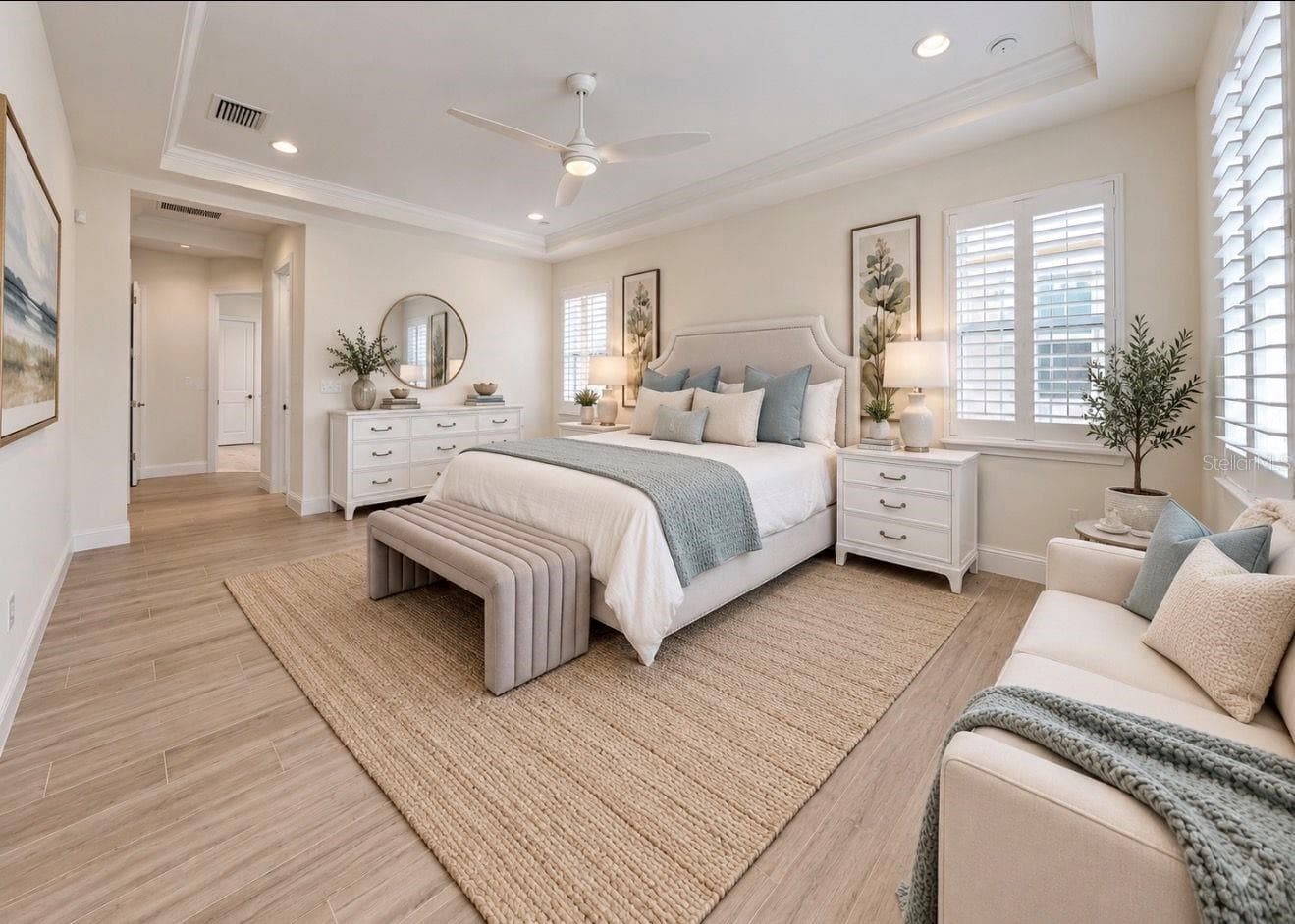 Single Family Residence at 14537 SWISS BRIDGE DR, LITHIA, photo 18 of 40
