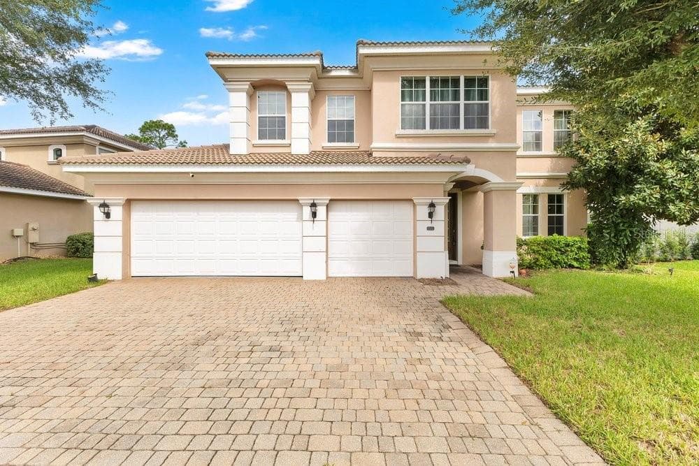 532 CRESTWICK CT