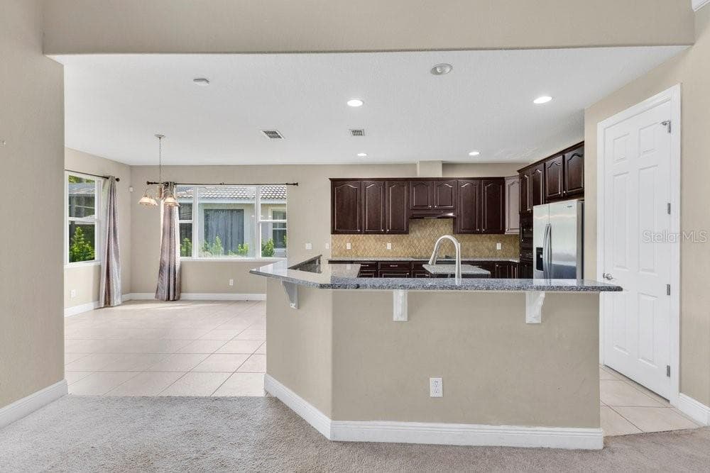 Single Family Residence at 532 CRESTWICK CT, DAVENPORT, photo 7 of 43