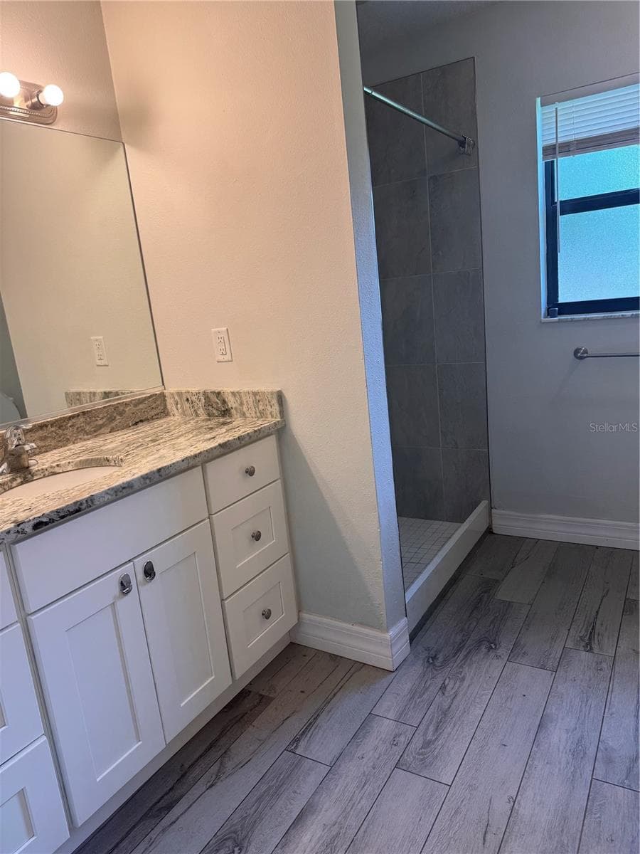 Half Duplex at 11452 OCEANSPRAY AVE, ENGLEWOOD, photo 12 of 15