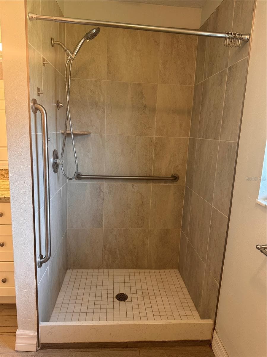 Half Duplex at 11452 OCEANSPRAY AVE, ENGLEWOOD, photo 14 of 15