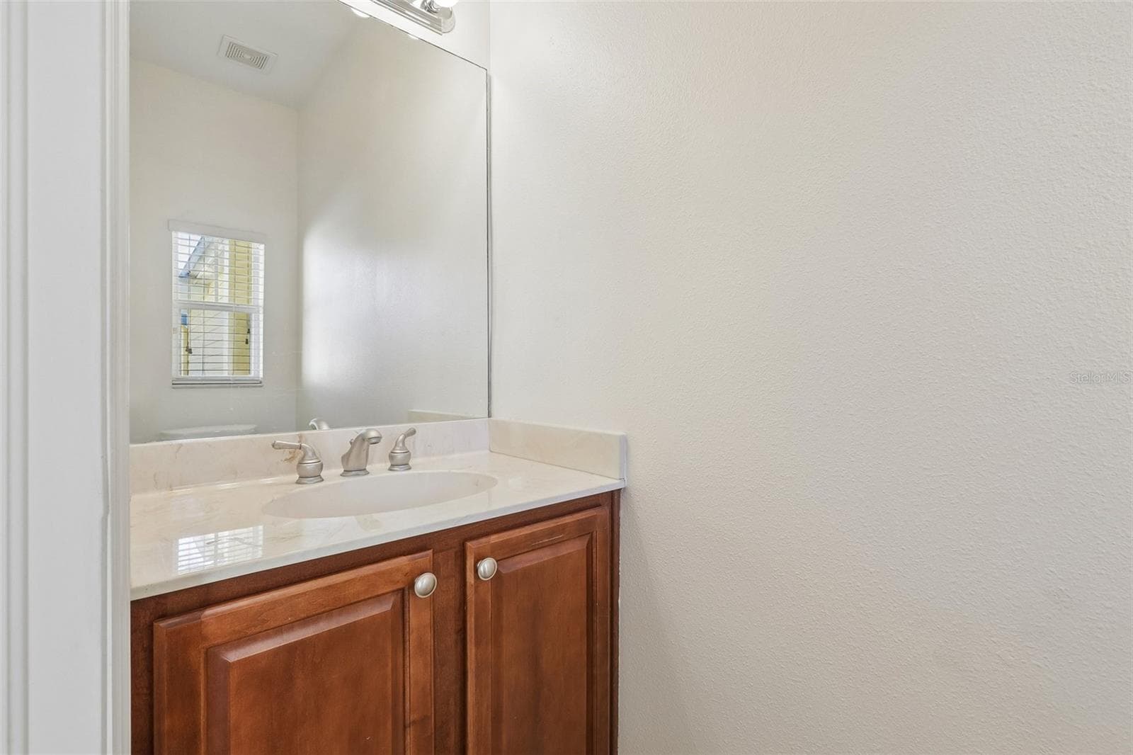 Townhouse at 8520 BROKEN WILLOW CT, TAMPA, photo 30 of 31