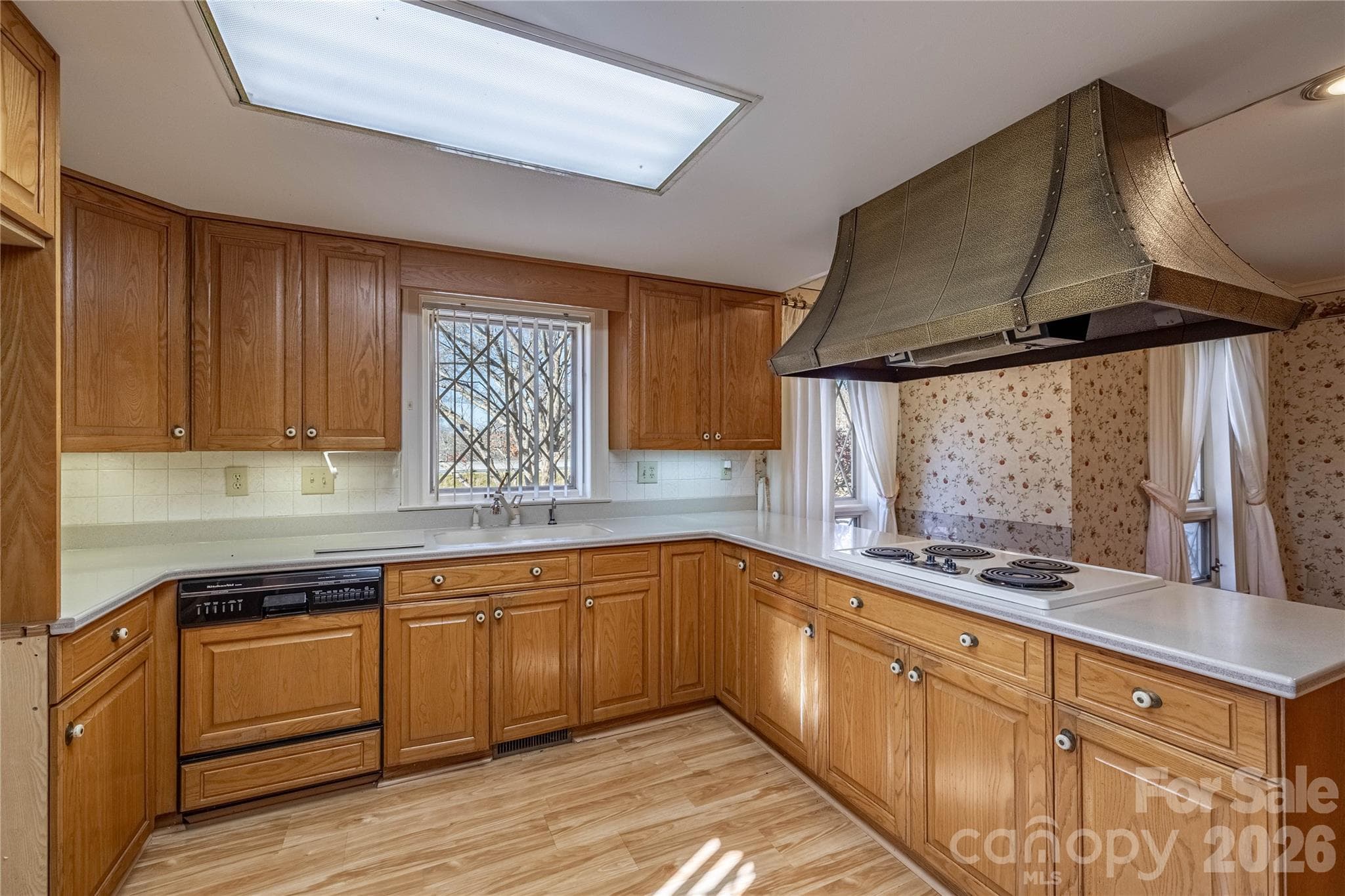 Single Family Residence at 2505 Morganton Boulevard SW, Lenoir, photo 15 of 34