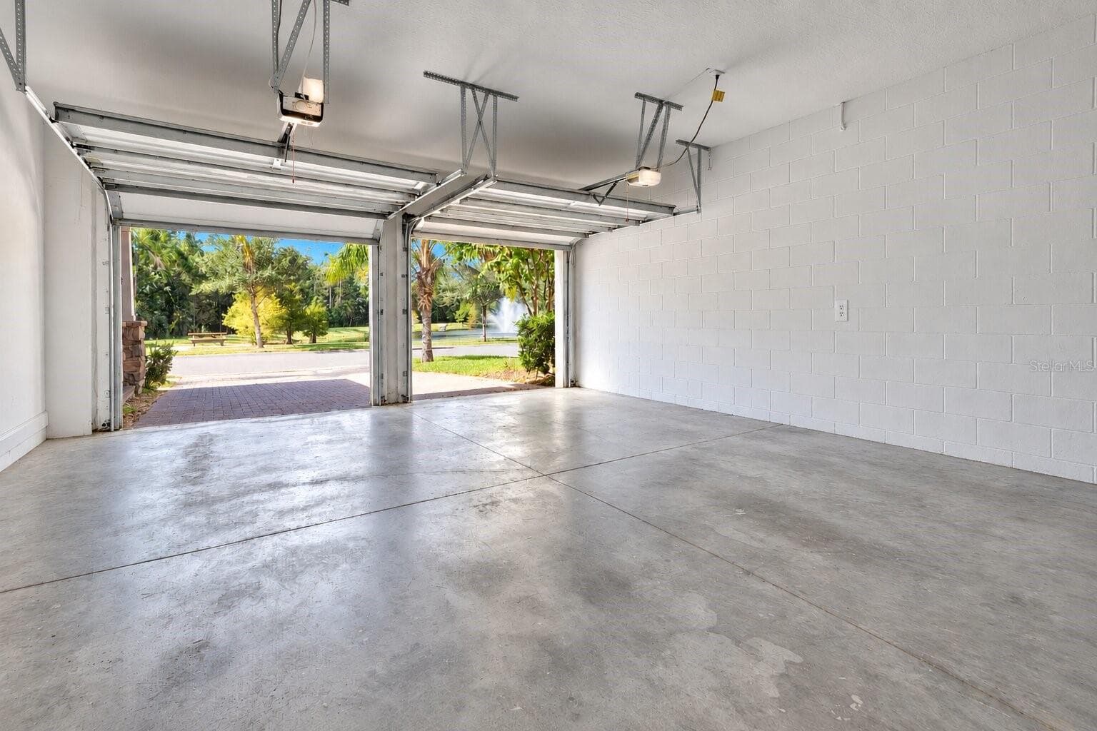 Garage - 8524 VIVARO ISLE WAY, WINDERMERE