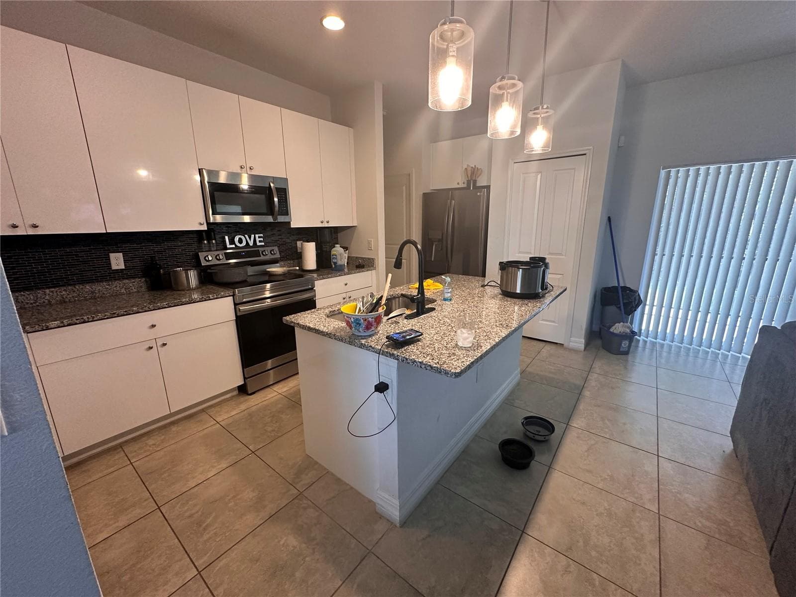 Single Family Residence at 40 ORCHID LN, POINCIANA, photo 5 of 11