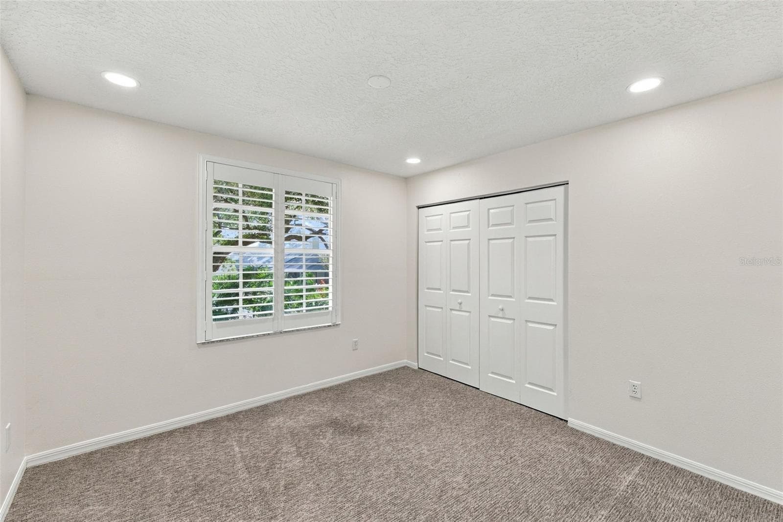 Single Family Residence at 3308 W VILLA ROSA ST, TAMPA, photo 32 of 43