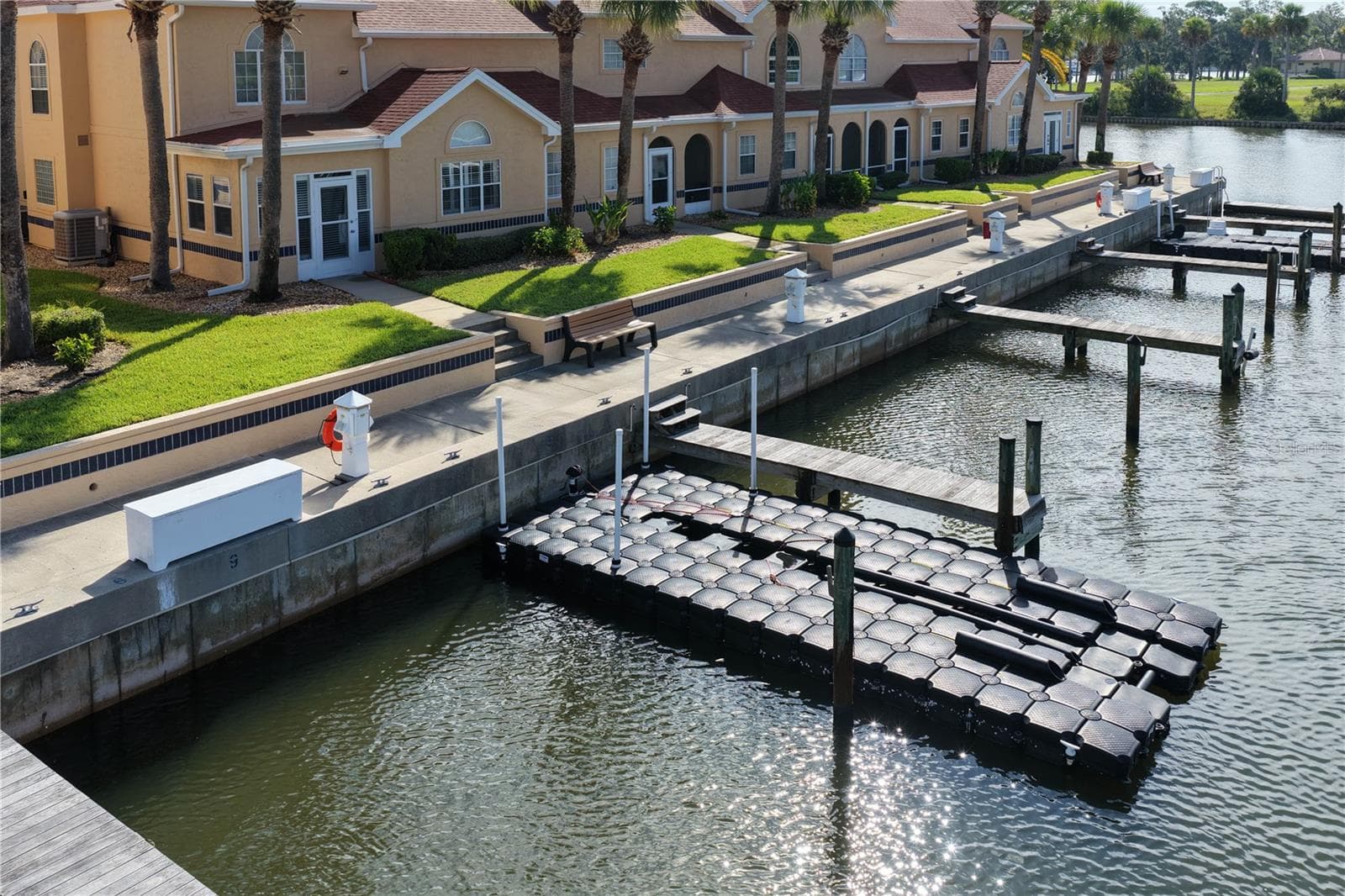 Townhouse at 53 RIVERS EDGE LN, PALM COAST, photo 4 of 91