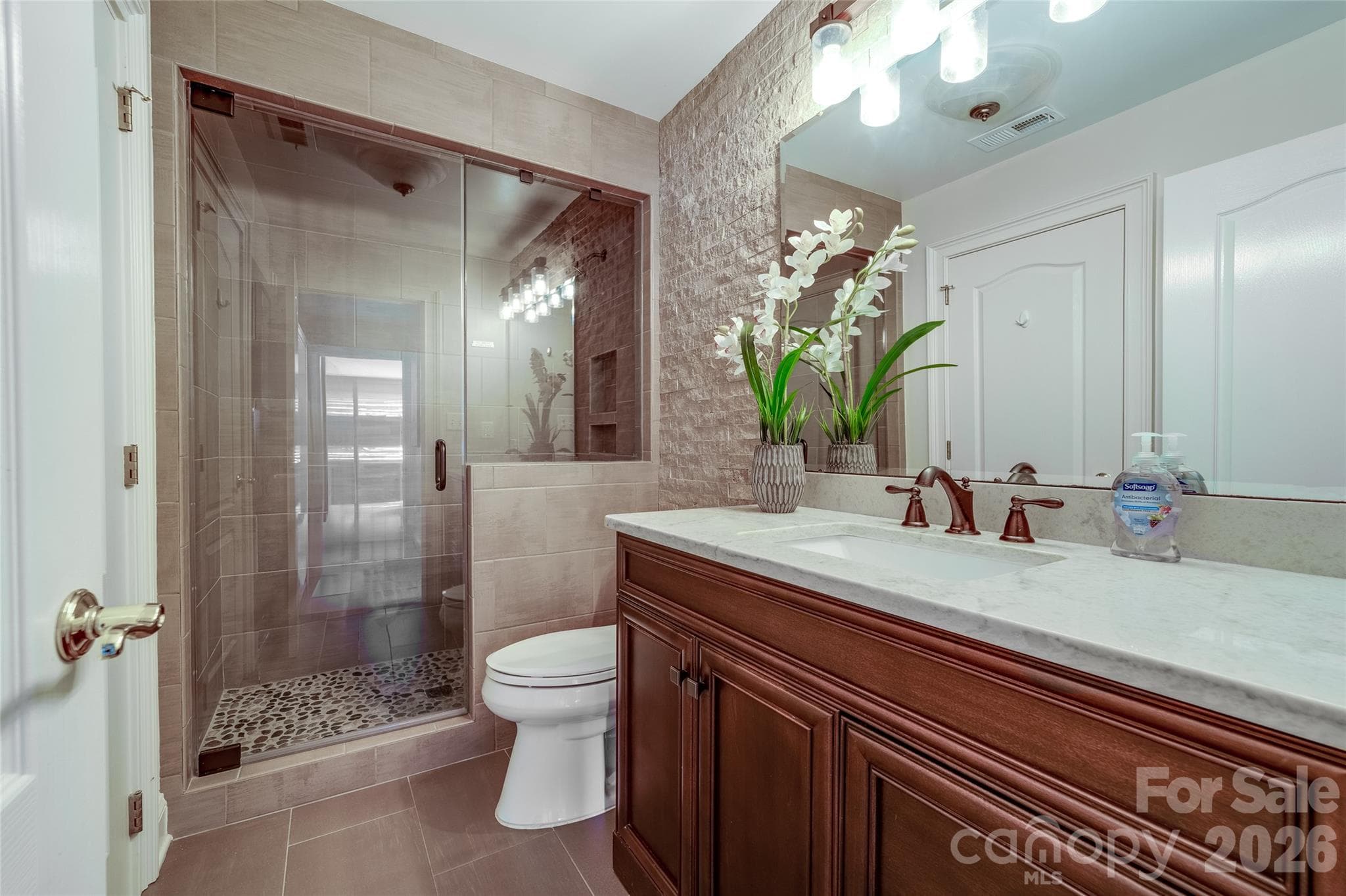Single Family Residence at 21206 Captiva Court, Cornelius, photo 29 of 48