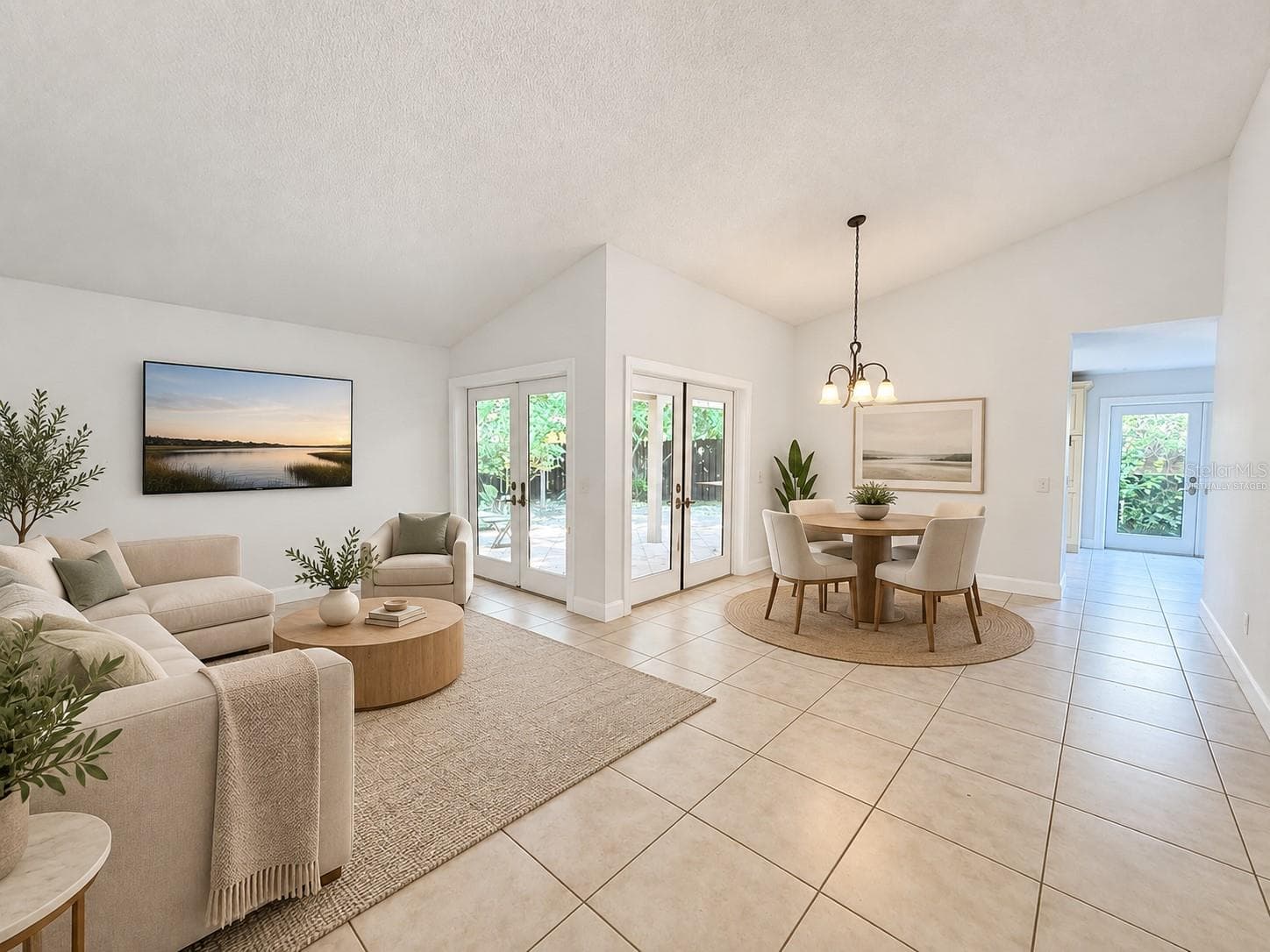 Freshly painted interior. Virtually Staged. - 5440 SW 155TH CT, MIAMI