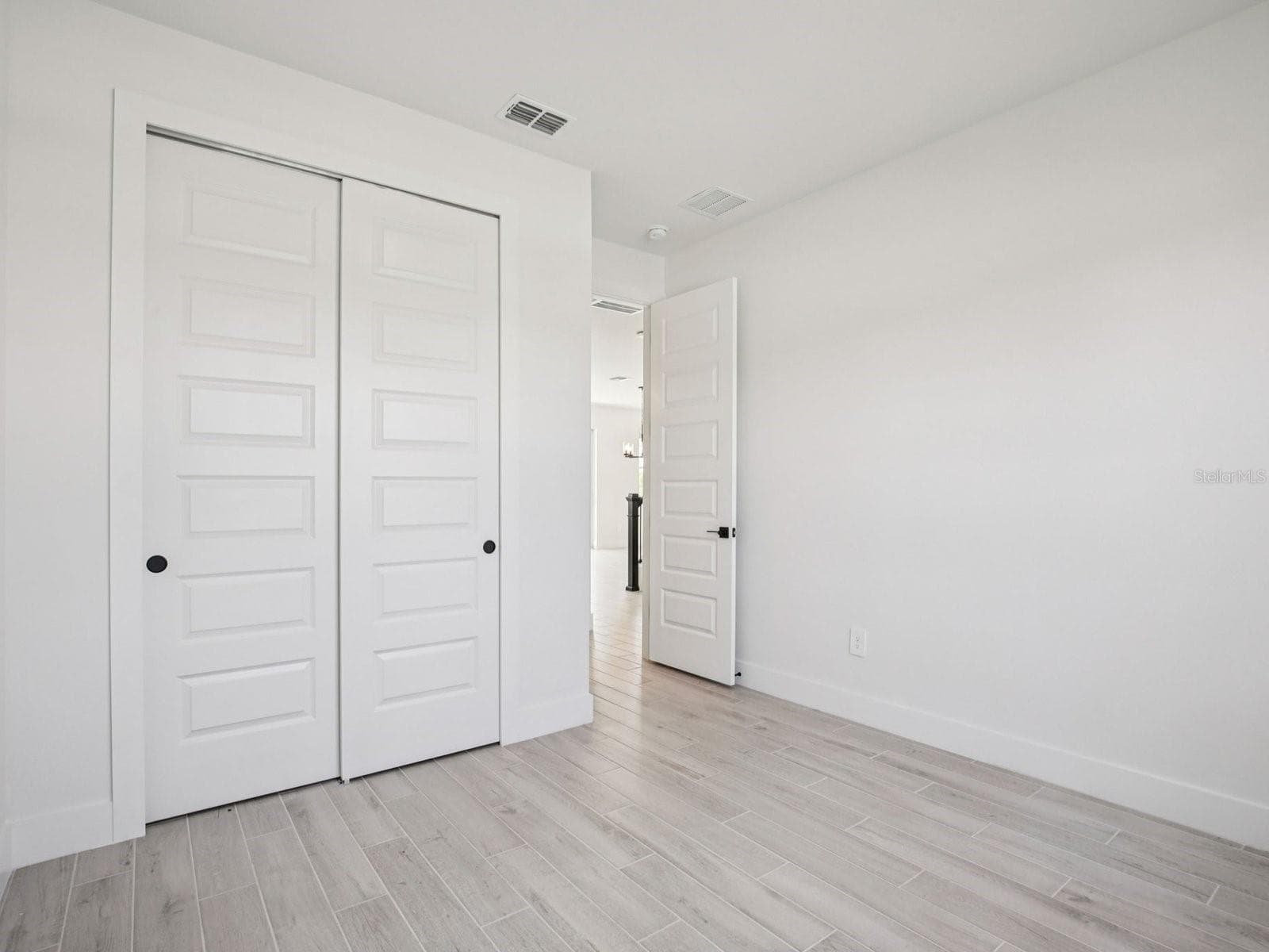Single Family Residence at 116 SHADY EDGE LOOP, NOKOMIS, photo 10 of 17