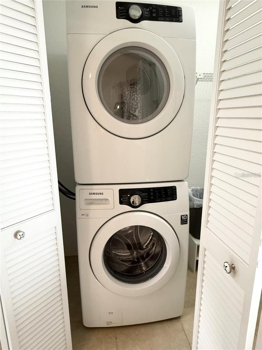 Full size washer dryer - 1640 ATARES DR #16, PUNTA GORDA