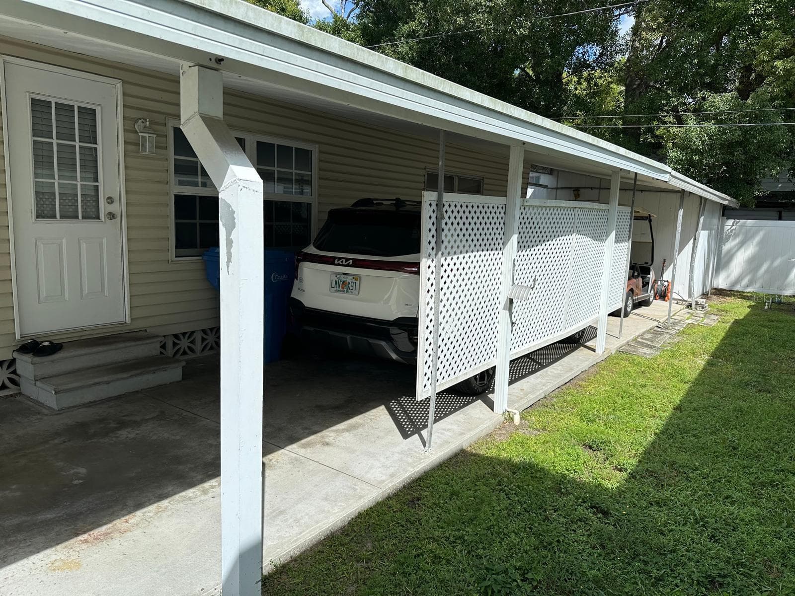 Mobile Home at 5881 29TH WAY N #6, ST PETERSBURG, photo 5 of 39