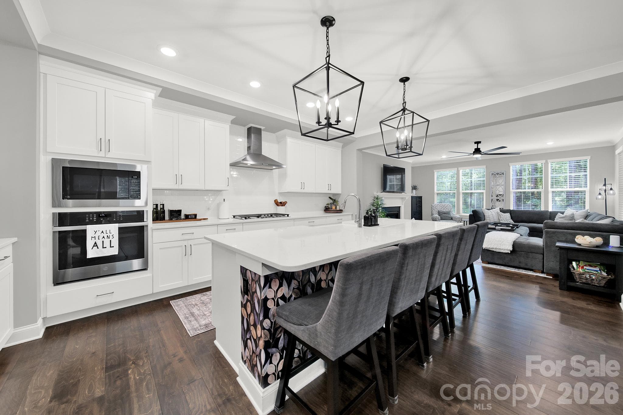 Single Family Residence at 6340 Harbor Oaks Drive, Denver, photo 5 of 47