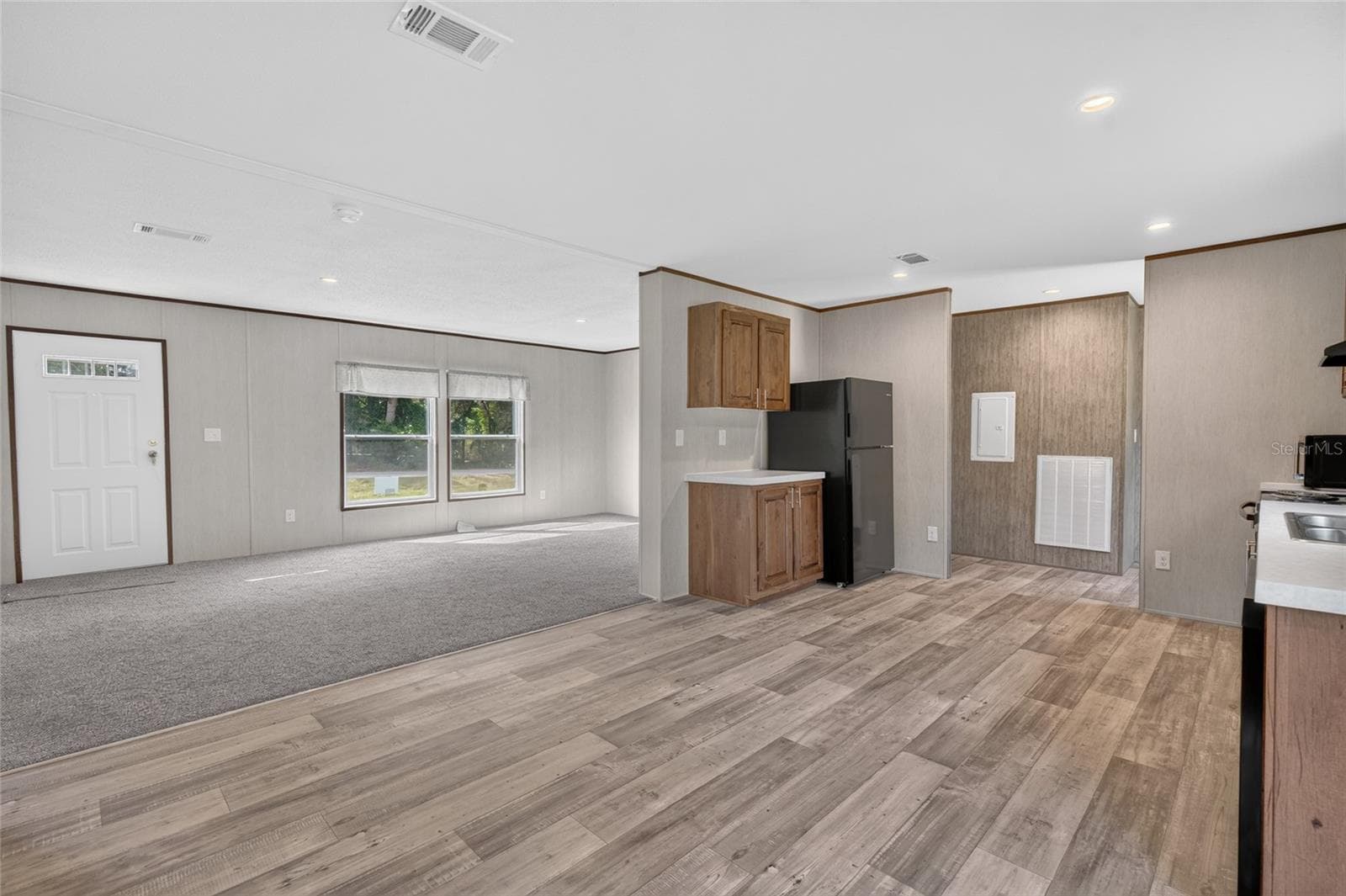 Manufactured Home at 5759 SE 184 TER, OCKLAWAHA, photo 12 of 26
