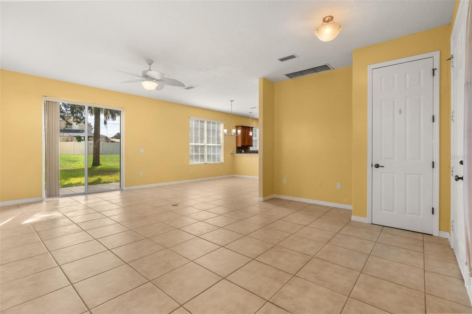 Single Family Residence at 413 SPLIT OAK CT, EUSTIS, photo 8 of 33