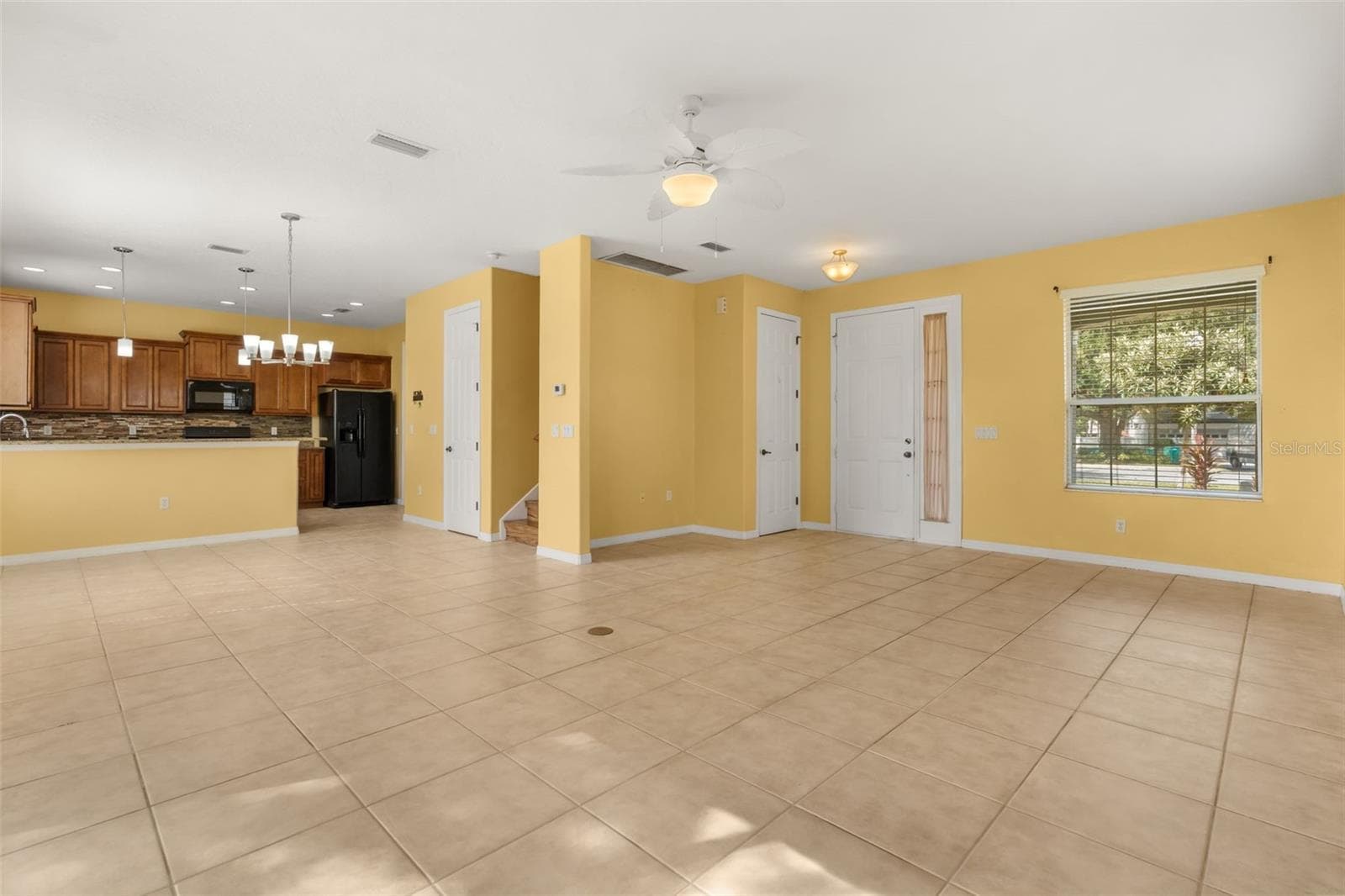 Single Family Residence at 413 SPLIT OAK CT, EUSTIS, photo 4 of 33