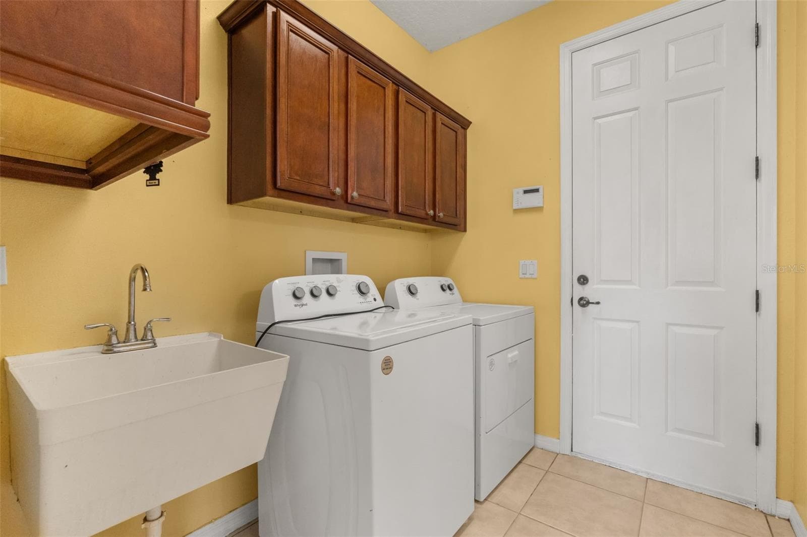 Single Family Residence at 413 SPLIT OAK CT, EUSTIS, photo 14 of 33