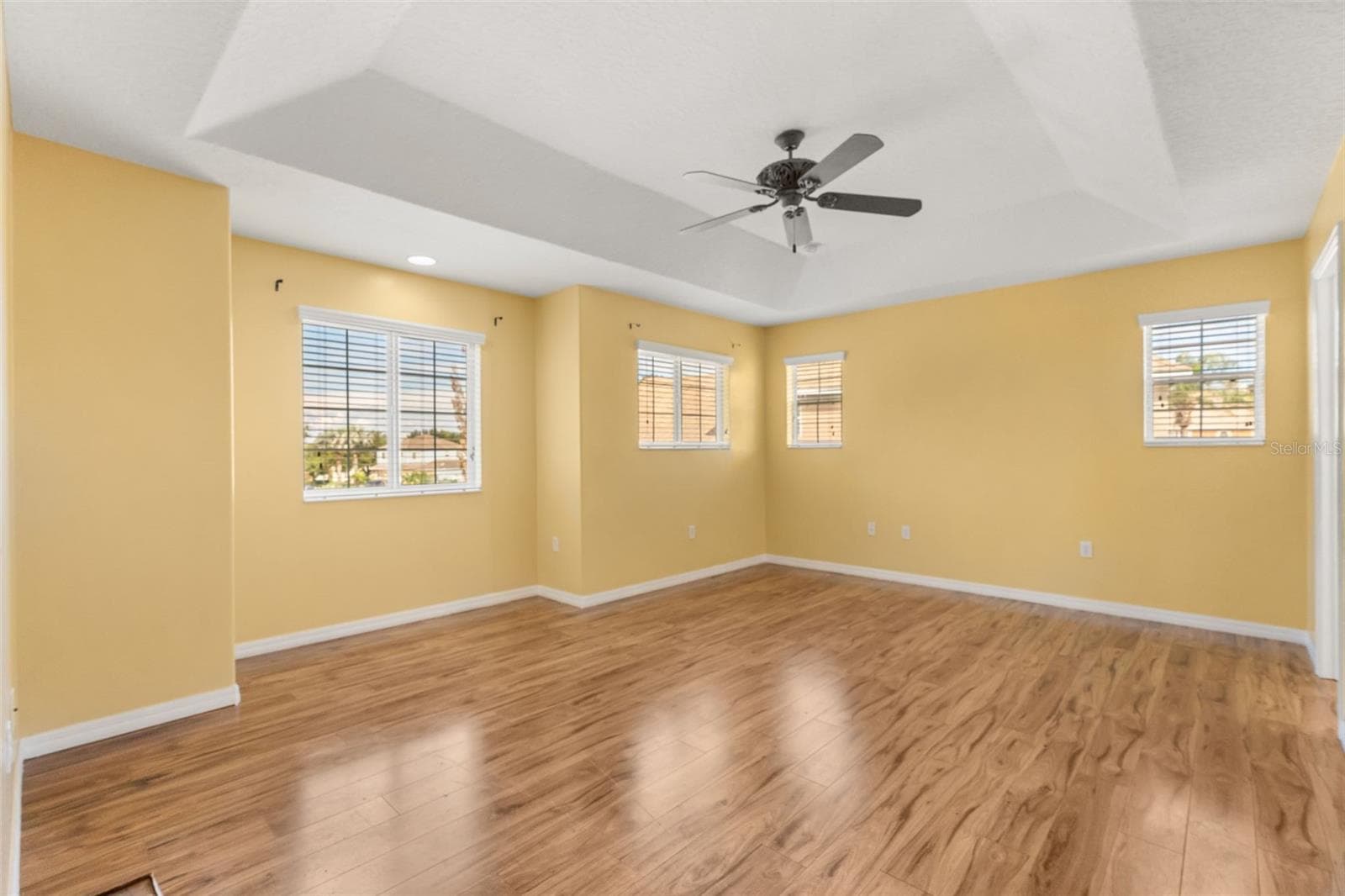 Single Family Residence at 413 SPLIT OAK CT, EUSTIS, photo 16 of 33
