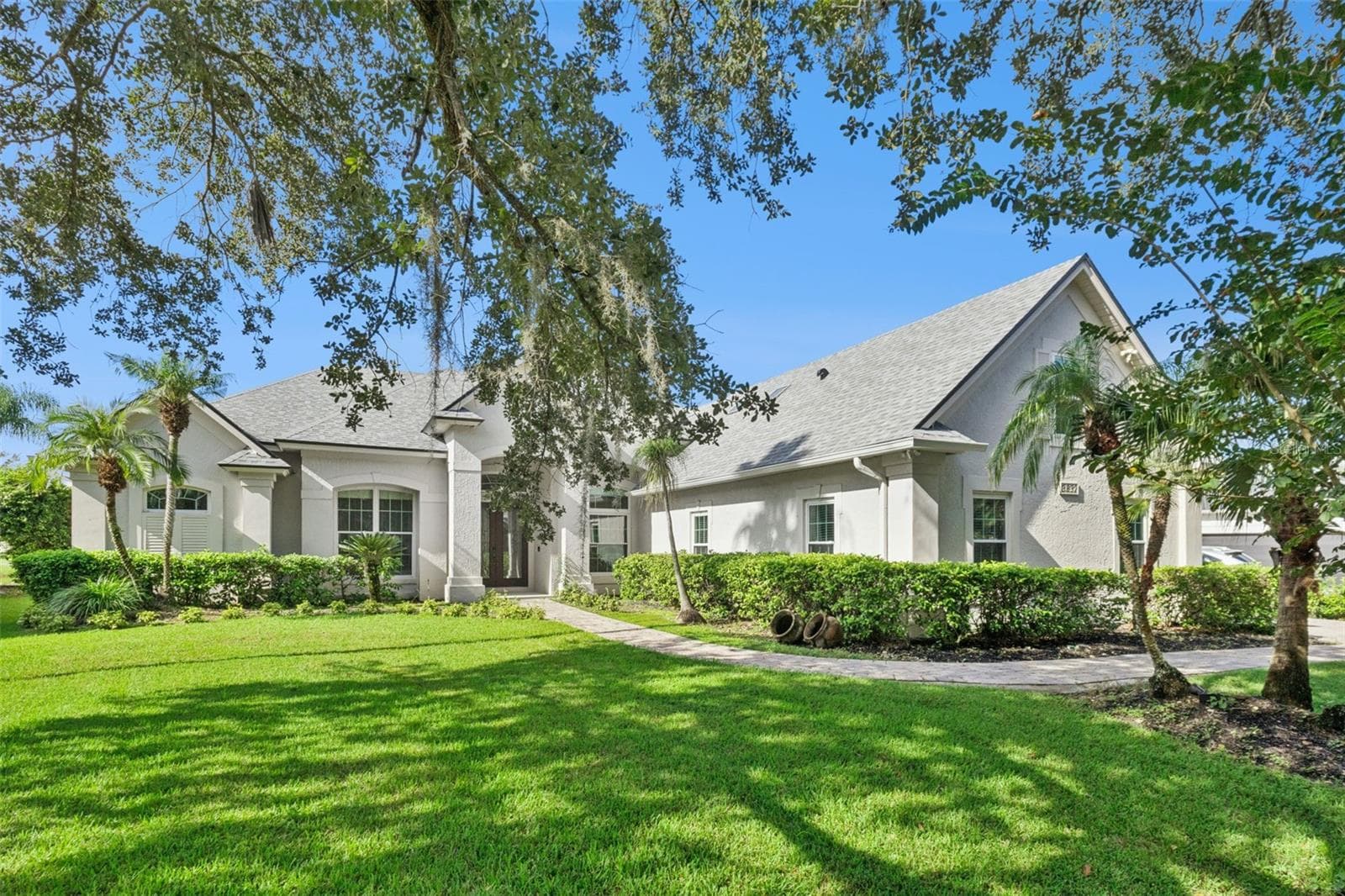 3832 HUNTERS ISLE DR
