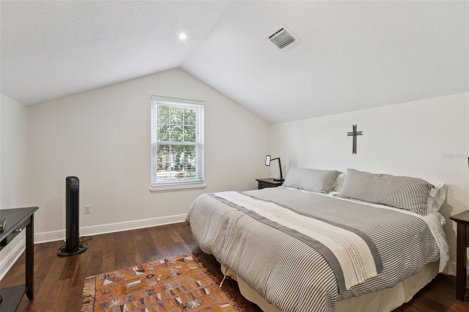 Second floor private suite - Bedroom. - 3832 HUNTERS ISLE DR, ORLANDO