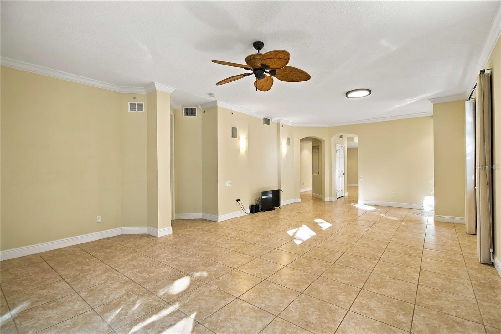 Condominium at 6422 MOORINGS POINT CIR #101, LAKEWOOD RANCH, photo 7 of 49