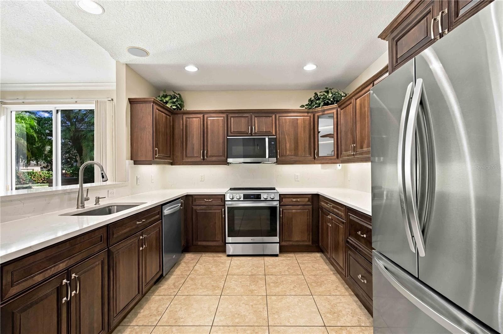 Condominium at 6422 MOORINGS POINT CIR #101, LAKEWOOD RANCH, photo 15 of 49