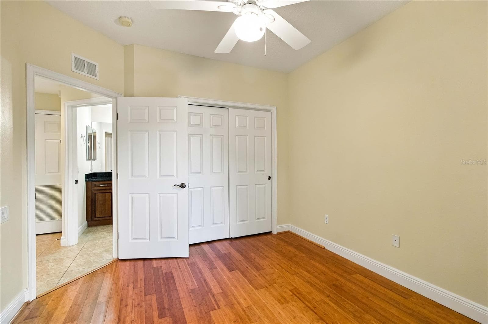 Condominium at 6422 MOORINGS POINT CIR #101, LAKEWOOD RANCH, photo 27 of 49