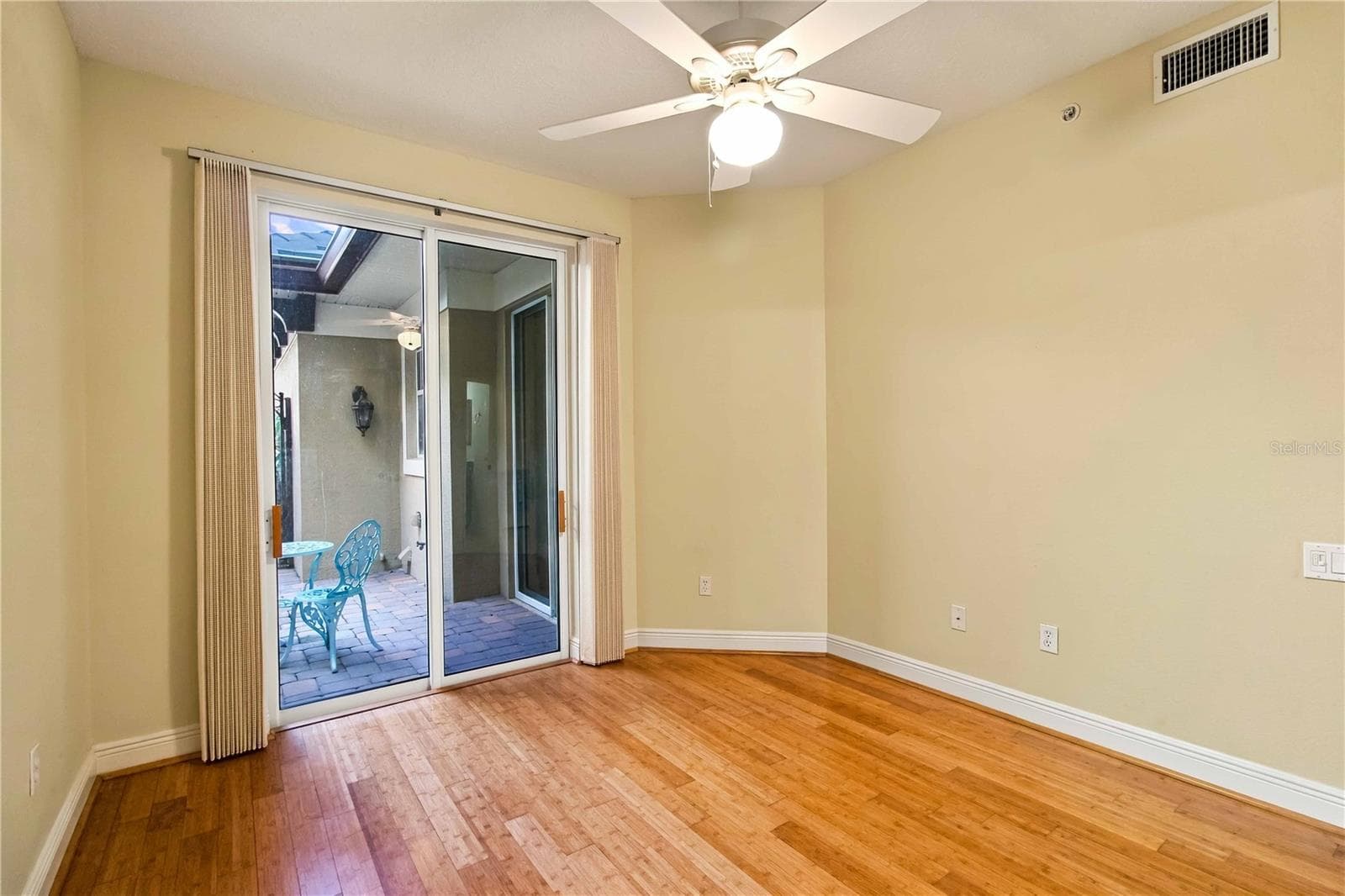 Condominium at 6422 MOORINGS POINT CIR #101, LAKEWOOD RANCH, photo 29 of 49