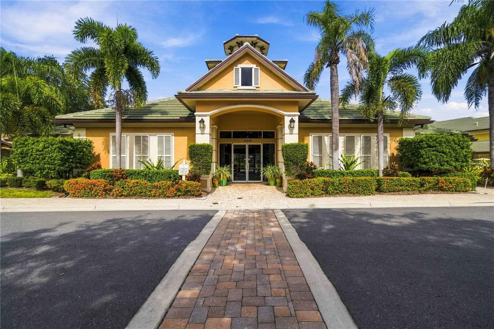 Clubhouse - 6422 MOORINGS POINT CIR #101, LAKEWOOD RANCH
