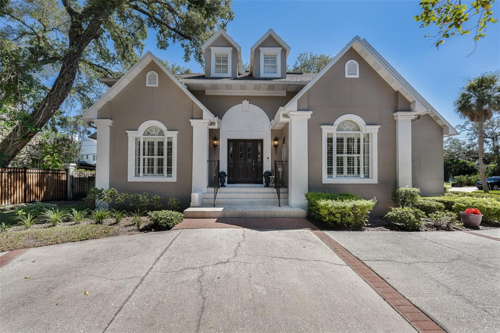 Single Family Residence at 4535 W BEACHWAY DR, TAMPA, photo 2 of 30