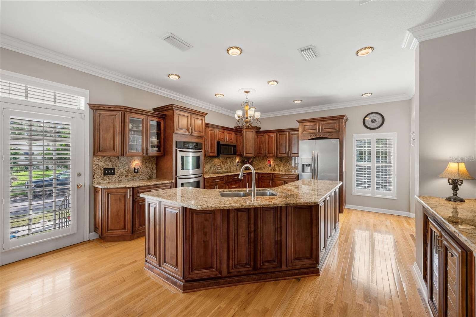 Single Family Residence at 4535 W BEACHWAY DR, TAMPA, photo 3 of 30