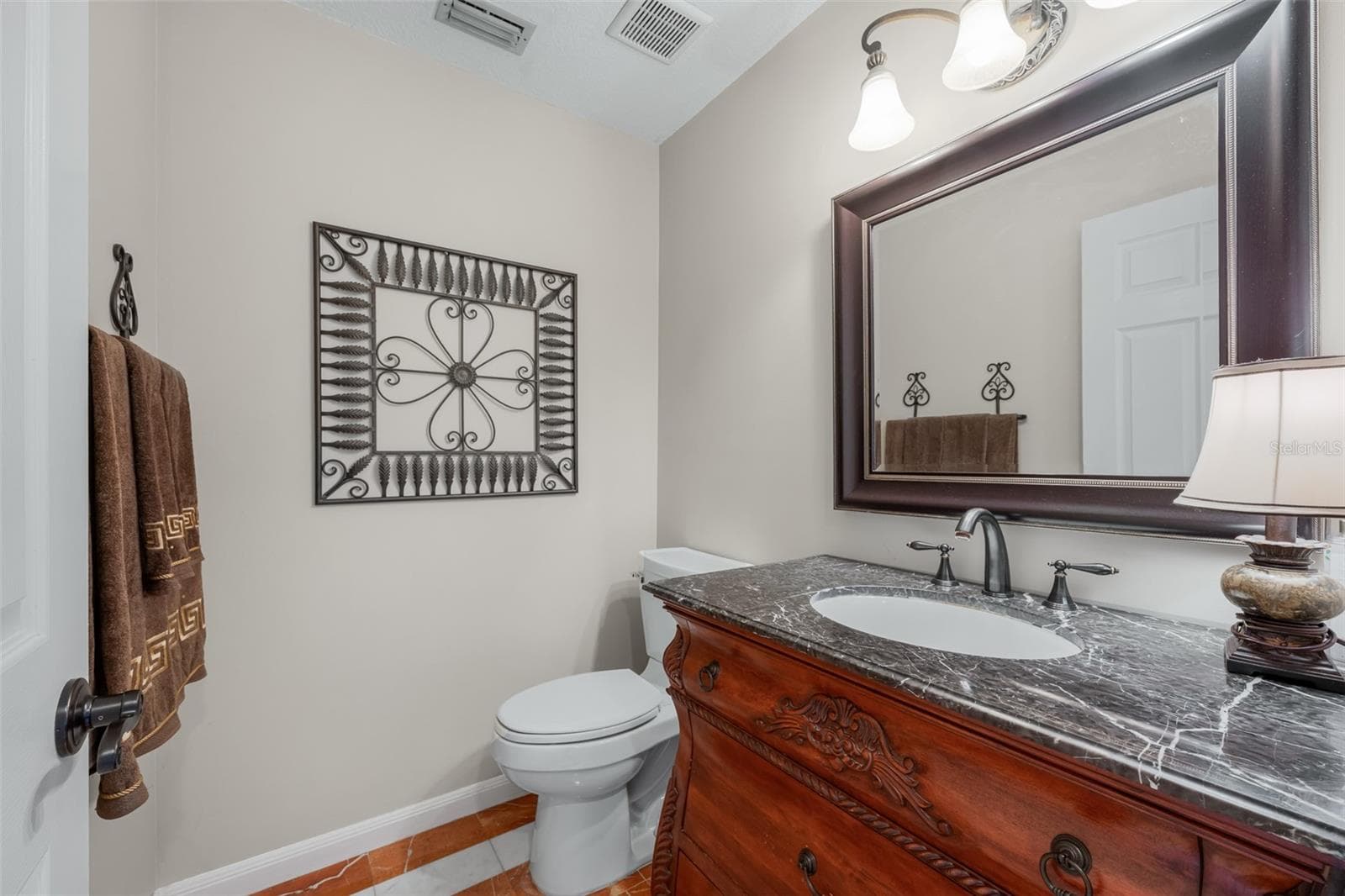 Single Family Residence at 4535 W BEACHWAY DR, TAMPA, photo 16 of 30
