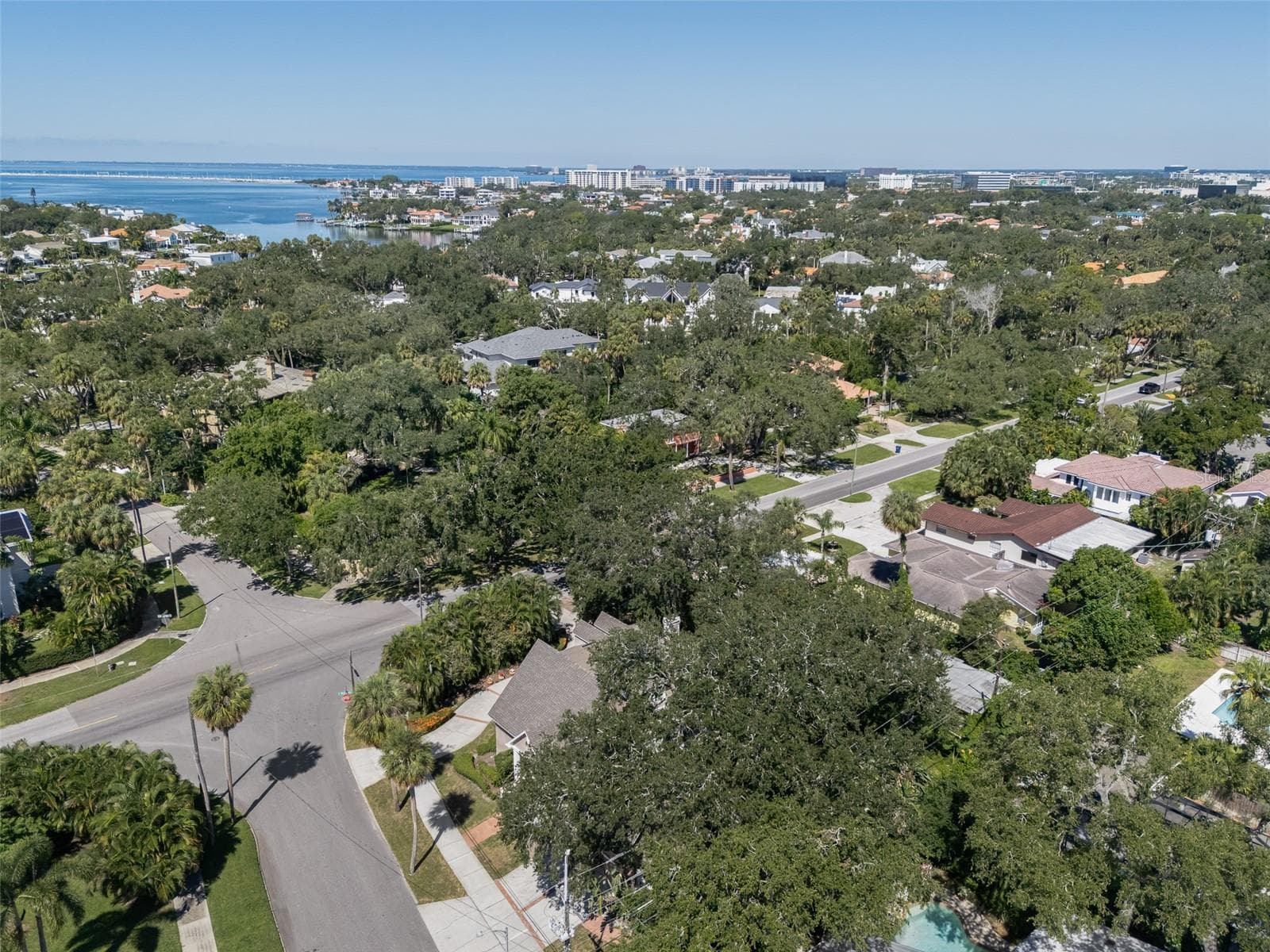 Single Family Residence at 4535 W BEACHWAY DR, TAMPA, photo 29 of 30