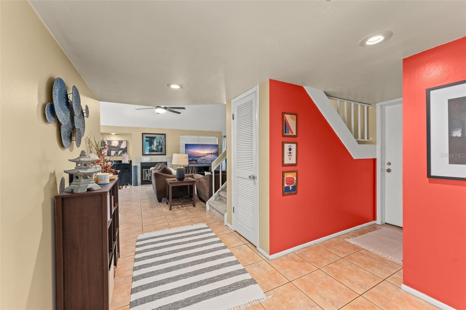 Single Family Residence at 228 S FOX CHASE PT, LONGWOOD, photo 3 of 51