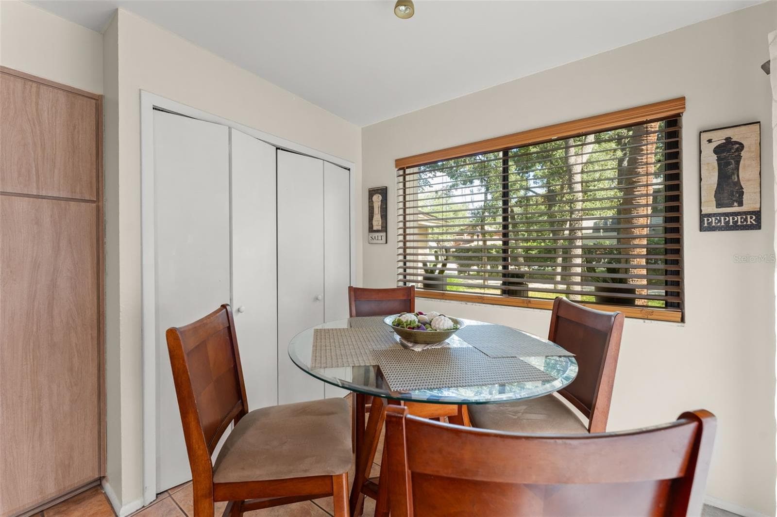 Single Family Residence at 228 S FOX CHASE PT, LONGWOOD, photo 24 of 51